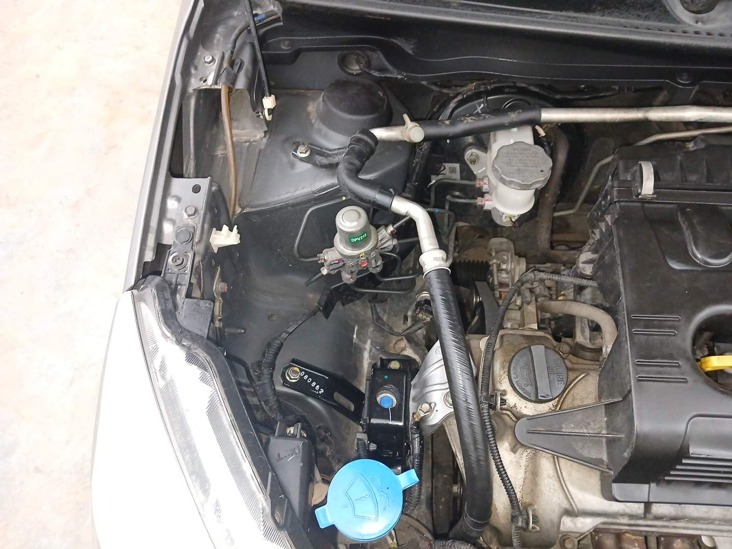Used 2017 Maruti Suzuki Celerio ZXi AMT Petrol Automatic engine ENGINE RIGHT SIDE VIEW