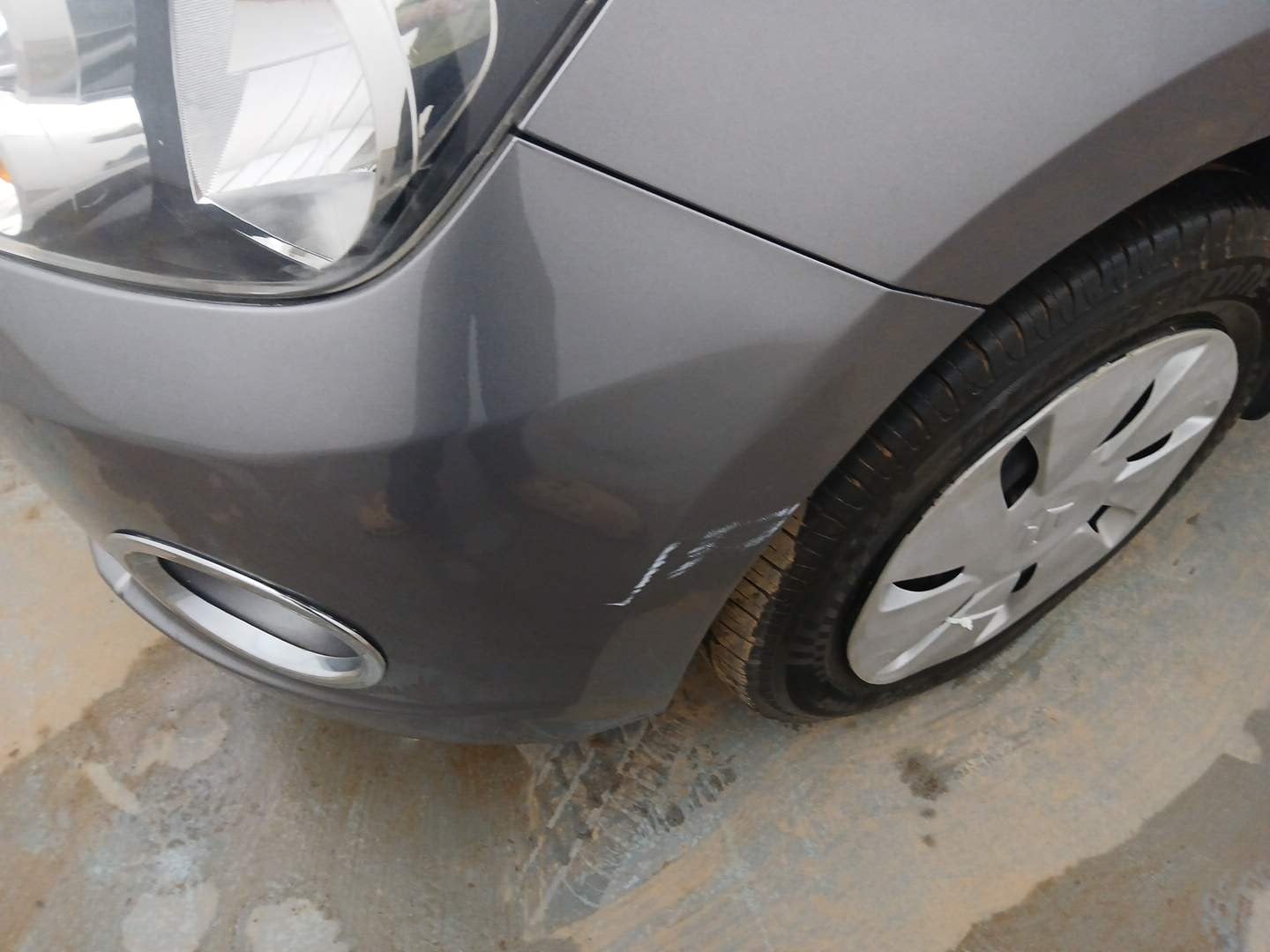 Used 2017 Maruti Suzuki Celerio ZXi AMT Petrol Automatic dents MINOR SCRATCH