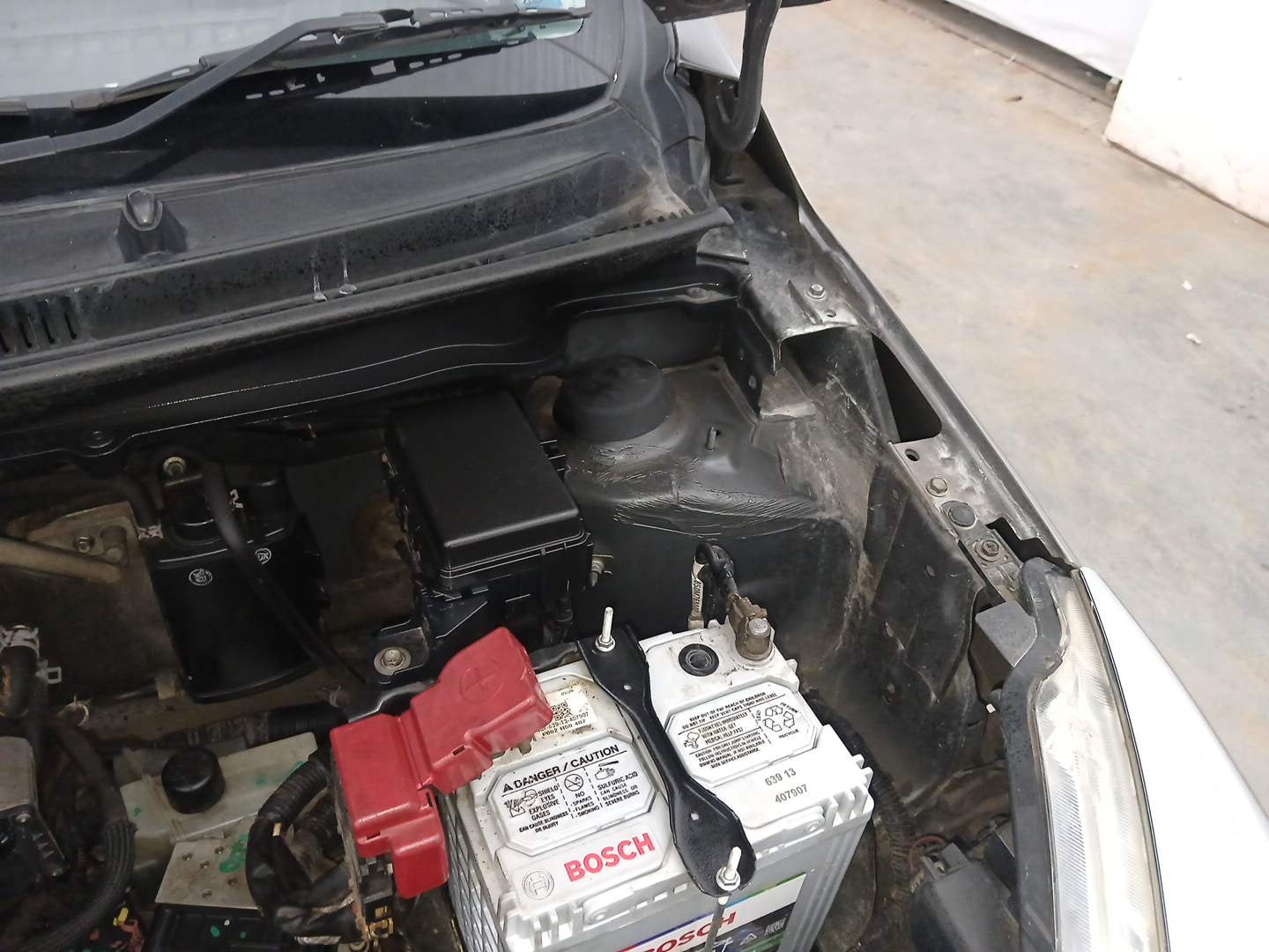 Used 2017 Maruti Suzuki Celerio ZXi AMT Petrol Automatic engine ENGINE LEFT SIDE HINGE & APRON VIEW