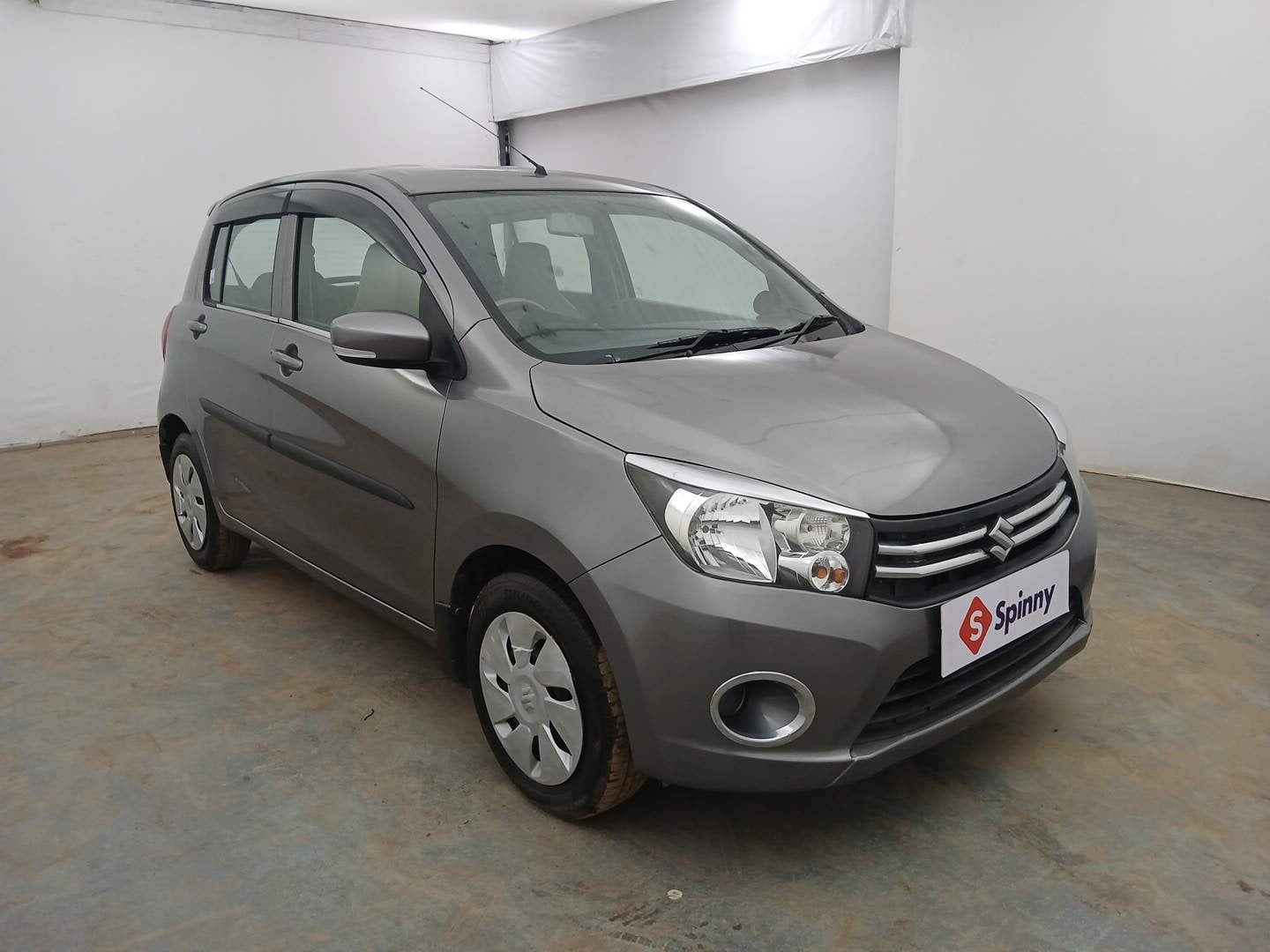Used 2017 Maruti Suzuki Celerio ZXi AMT Petrol Automatic exterior RIGHT FRONT CORNER VIEW