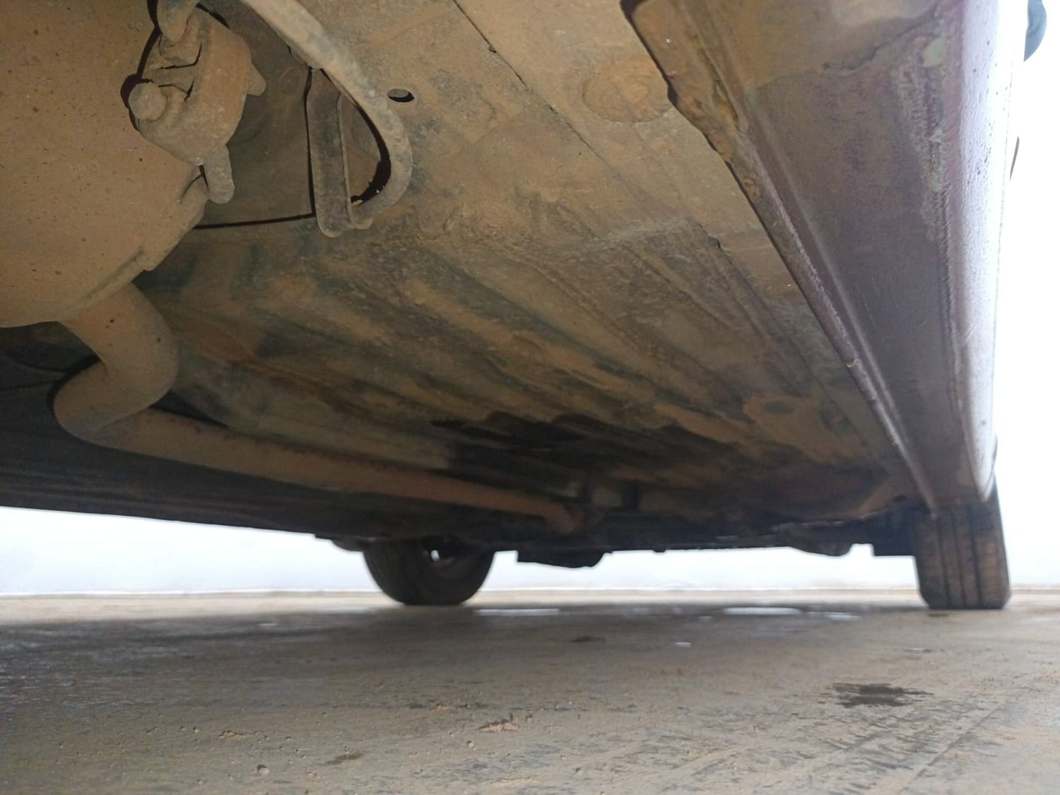 Used 2019 Honda Amaze 1.2 VX MT Petrol Petrol Manual extra REAR RIGHT UNDERBODY VIEW