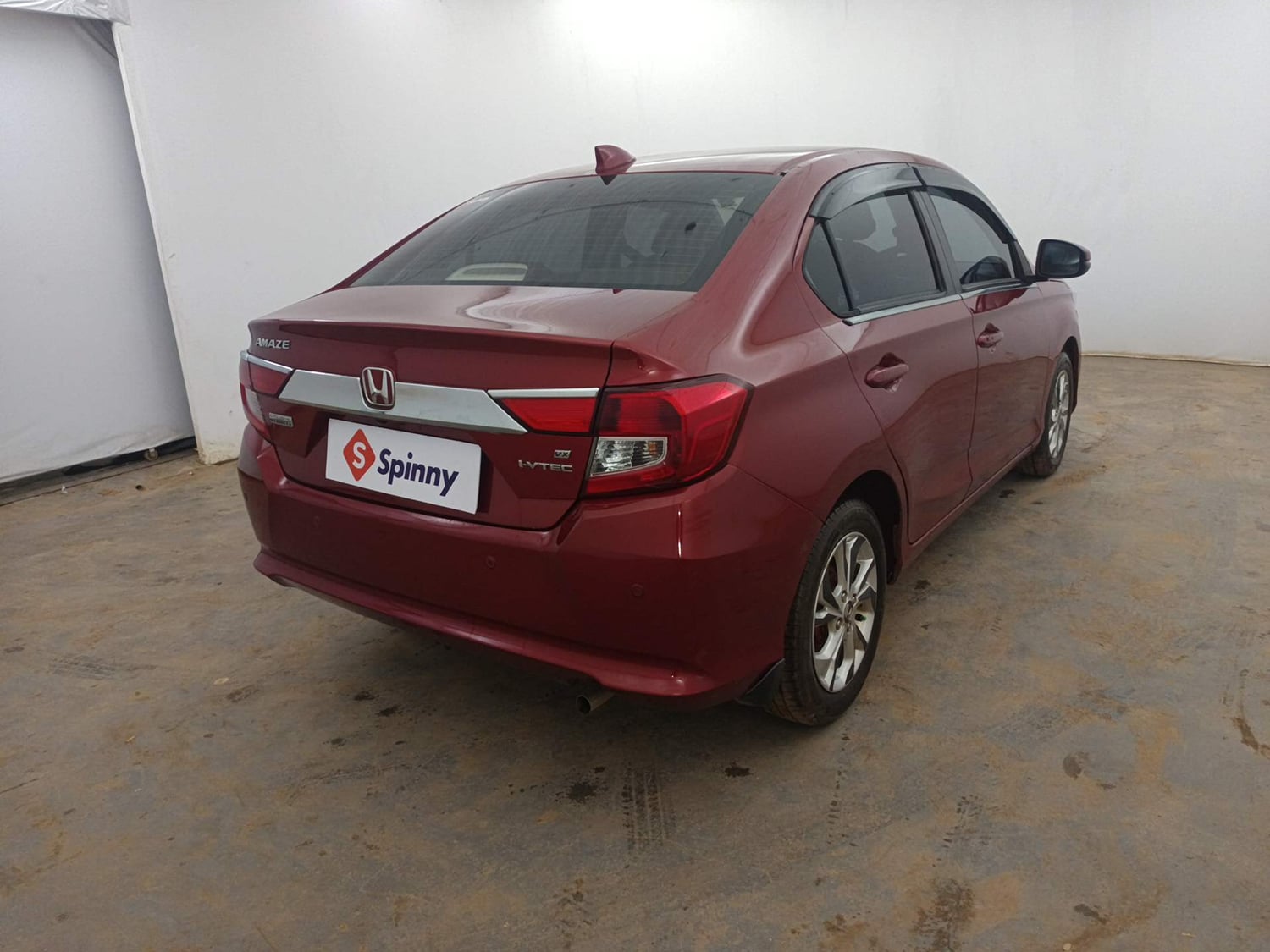 Used 2019 Honda Amaze 1.2 VX MT Petrol Petrol Manual exterior RIGHT REAR CORNER VIEW