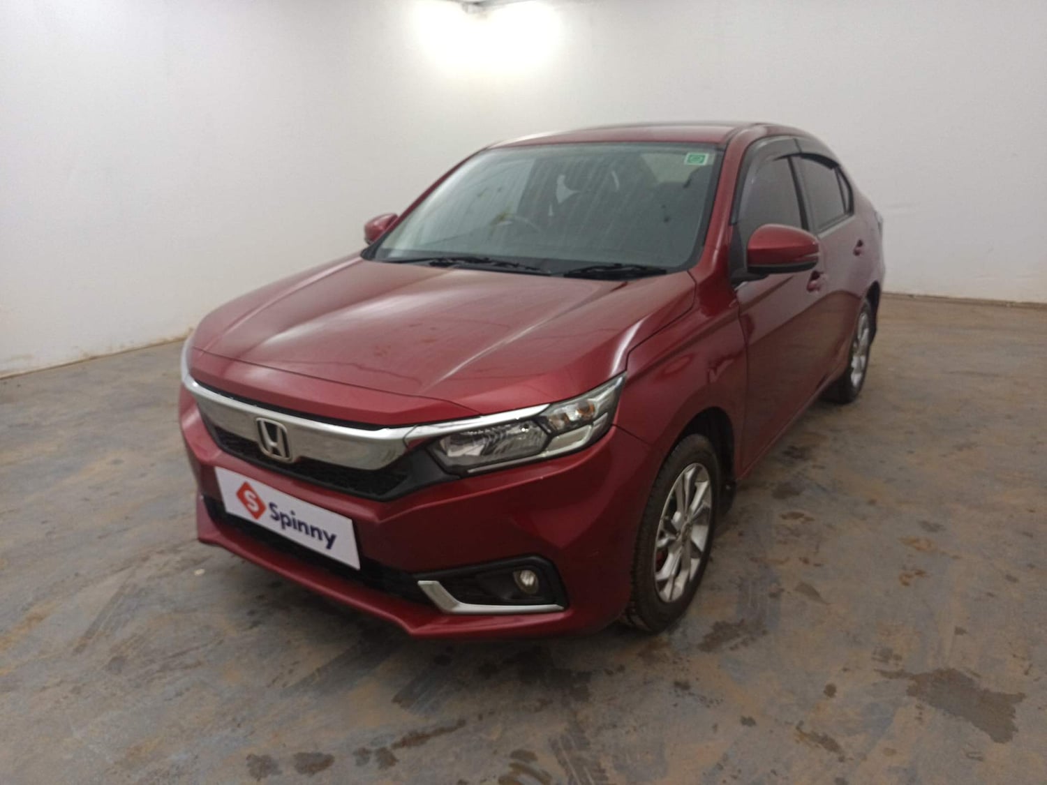Used 2019 Honda Amaze 1.2 VX MT Petrol Petrol Manual exterior LEFT FRONT CORNER VIEW