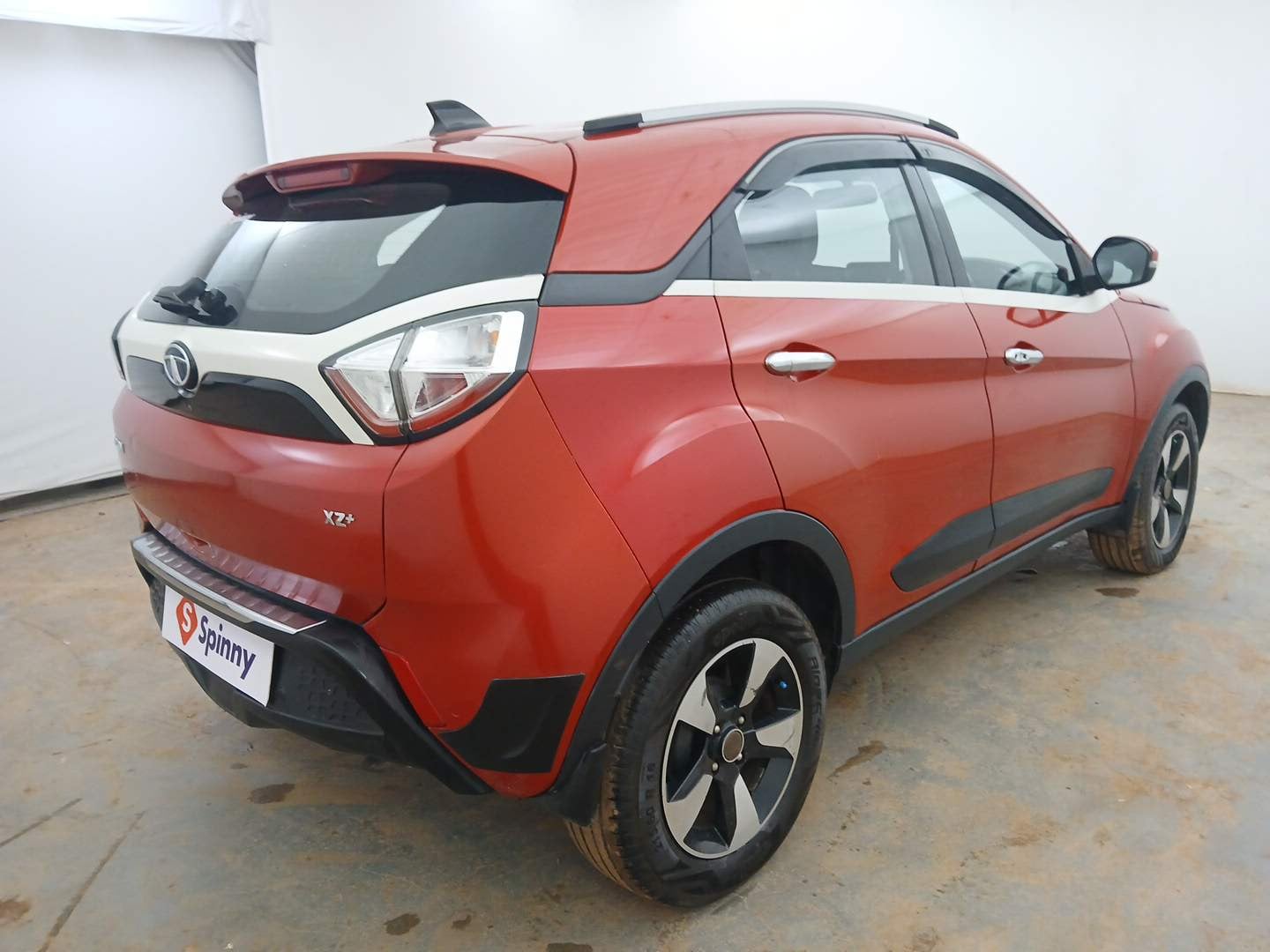 Used 2019 Tata Nexon XZ Plus Diesel Diesel Manual exterior RIGHT REAR CORNER VIEW
