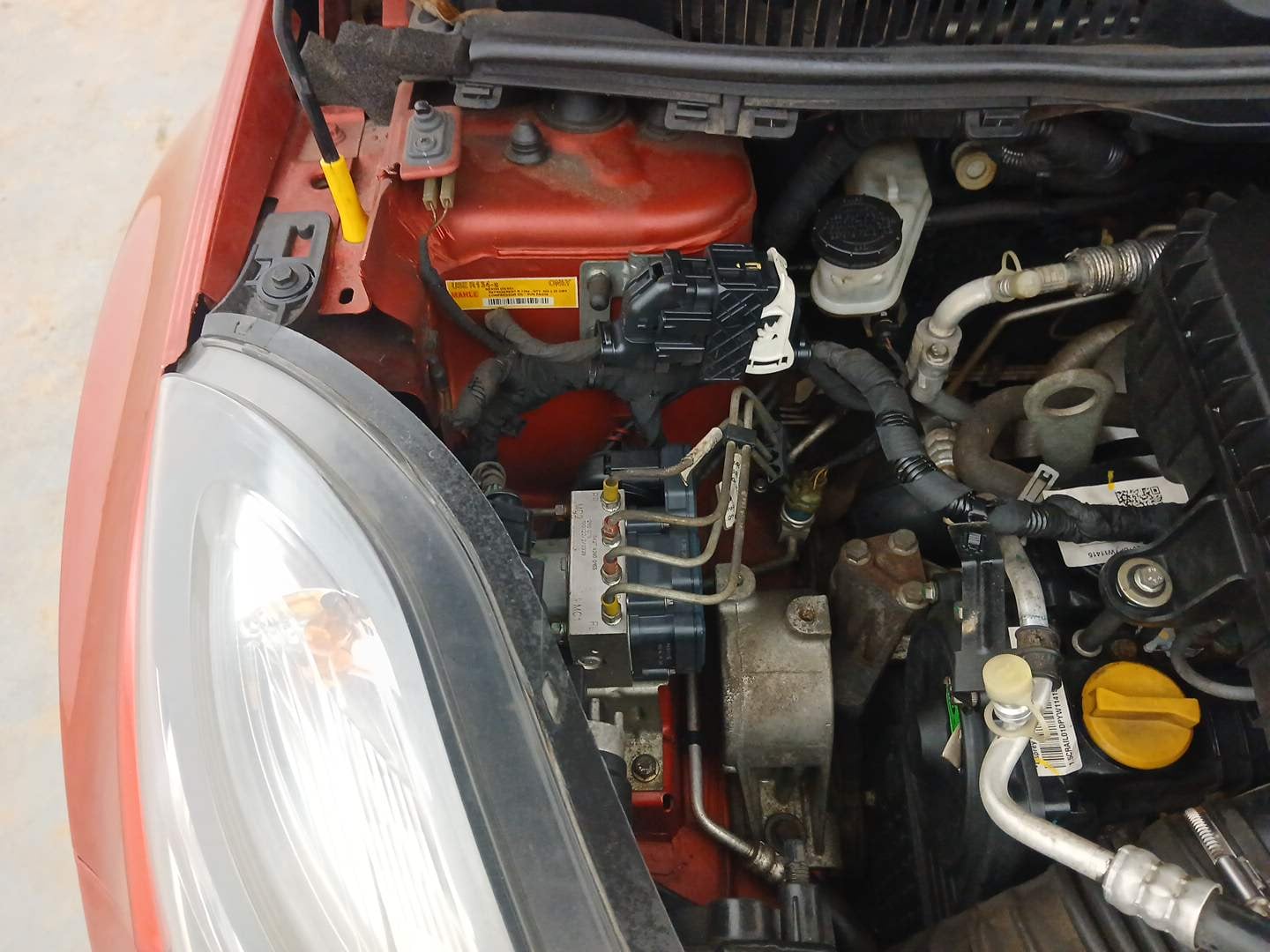 Used 2019 Tata Nexon XZ Plus Diesel Diesel Manual engine ENGINE RIGHT SIDE VIEW