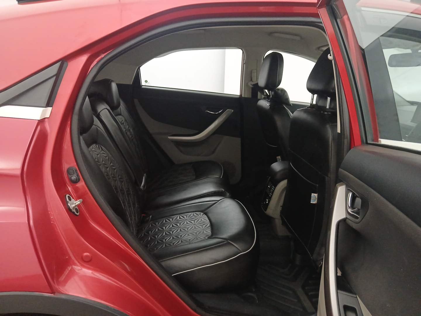Used 2019 Tata Nexon XZ Plus Diesel Diesel Manual interior RIGHT SIDE REAR DOOR CABIN VIEW