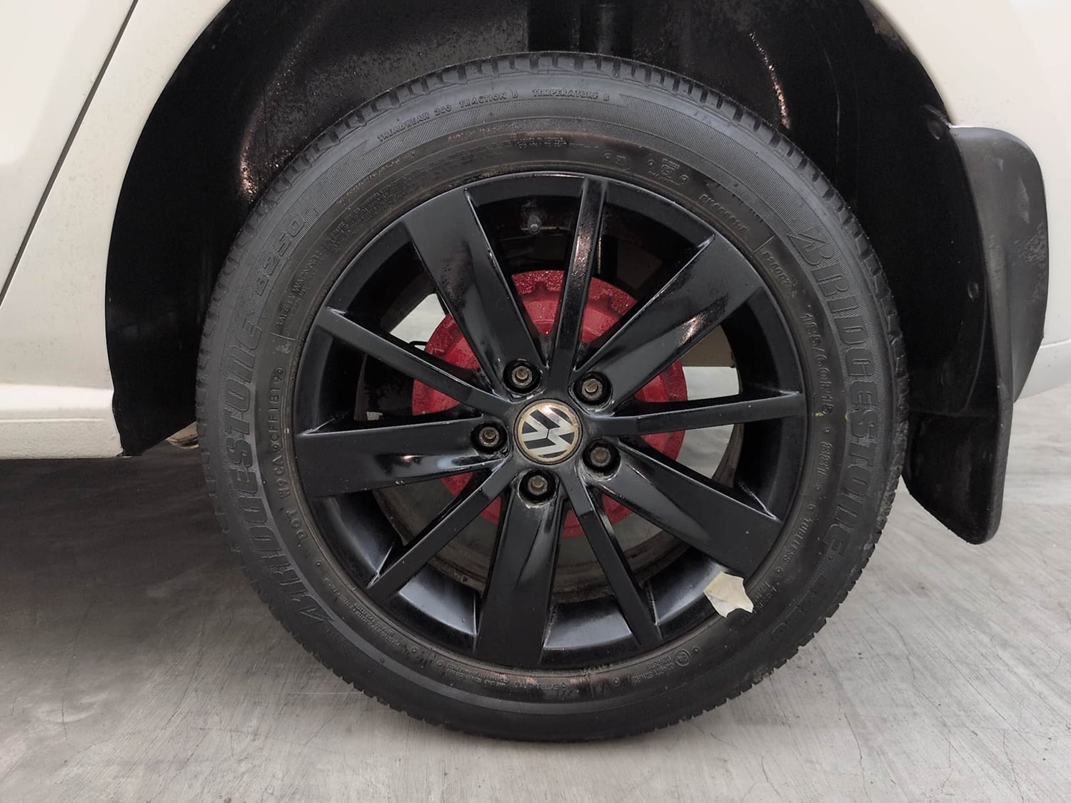 Used 2016 Volkswagen Polo Highline1.2L (P) Petrol Manual tyres LEFT REAR TYRE RIM VIEW