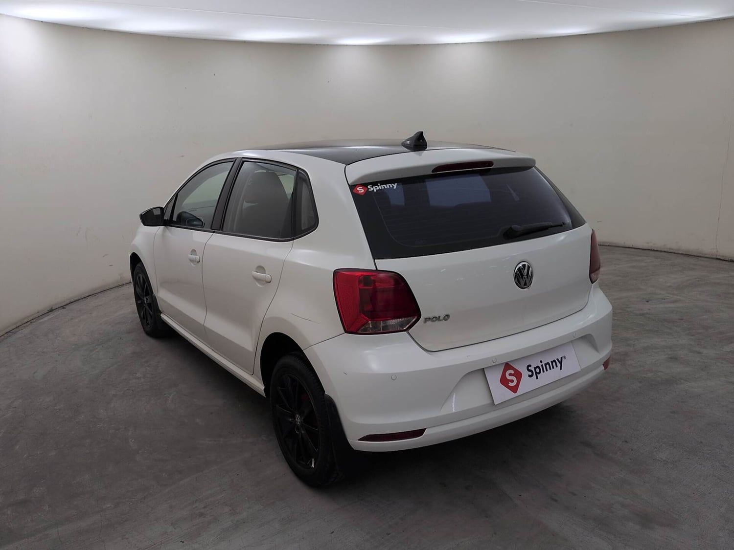 Used 2016 Volkswagen Polo Highline1.2L (P) Petrol Manual exterior LEFT REAR CORNER VIEW