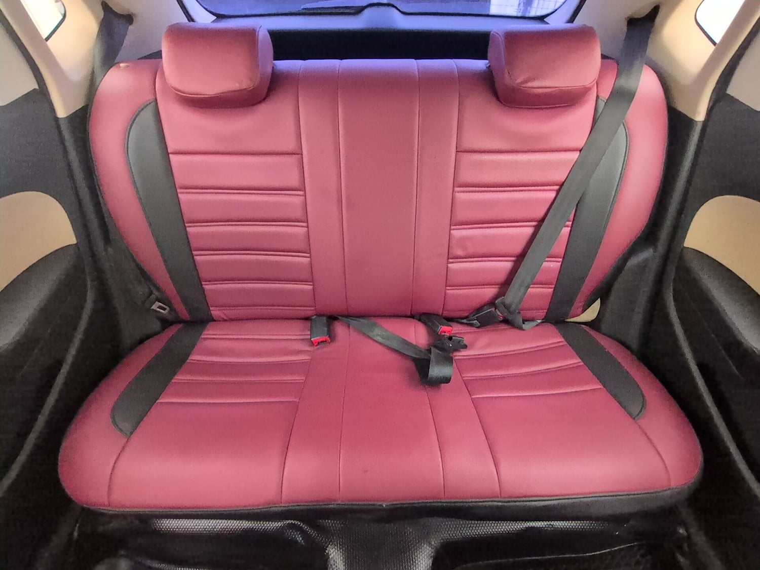 Used 2016 Volkswagen Polo Highline1.2L (P) Petrol Manual interior REAR SEAT CONDITION VIEW
