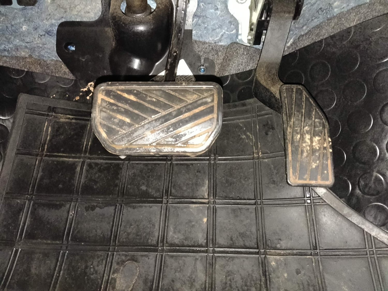 Used 2017 Maruti Suzuki Celerio VXI (O) AMT Petrol Automatic interior PEDALS VIEW
