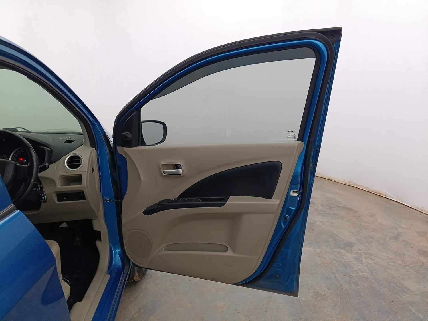 Used 2017 Maruti Suzuki Celerio VXI (O) AMT Petrol Automatic interior RIGHT FRONT DOOR OPEN VIEW