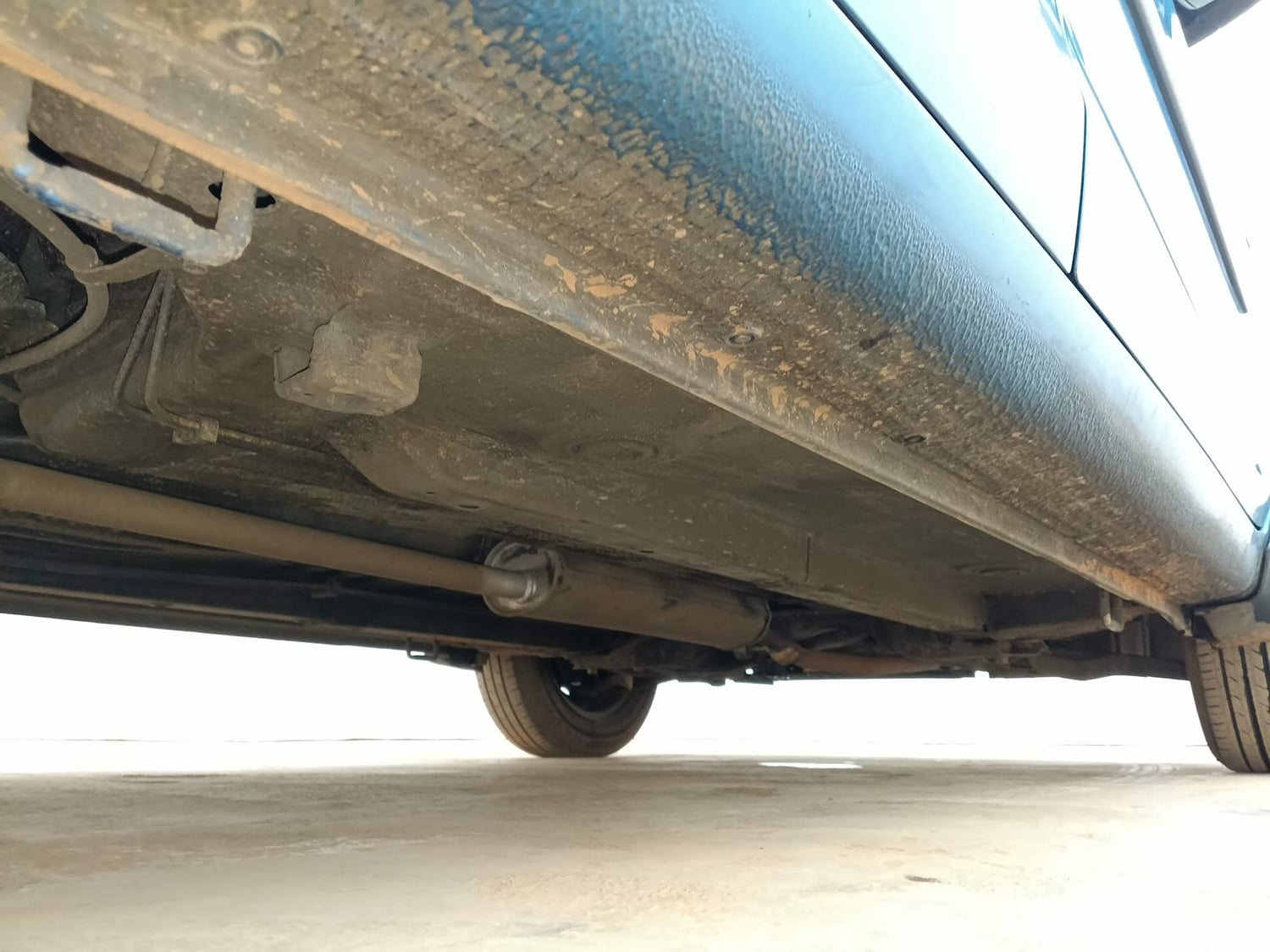 Used 2017 Maruti Suzuki Celerio VXI (O) AMT Petrol Automatic extra REAR RIGHT UNDERBODY VIEW