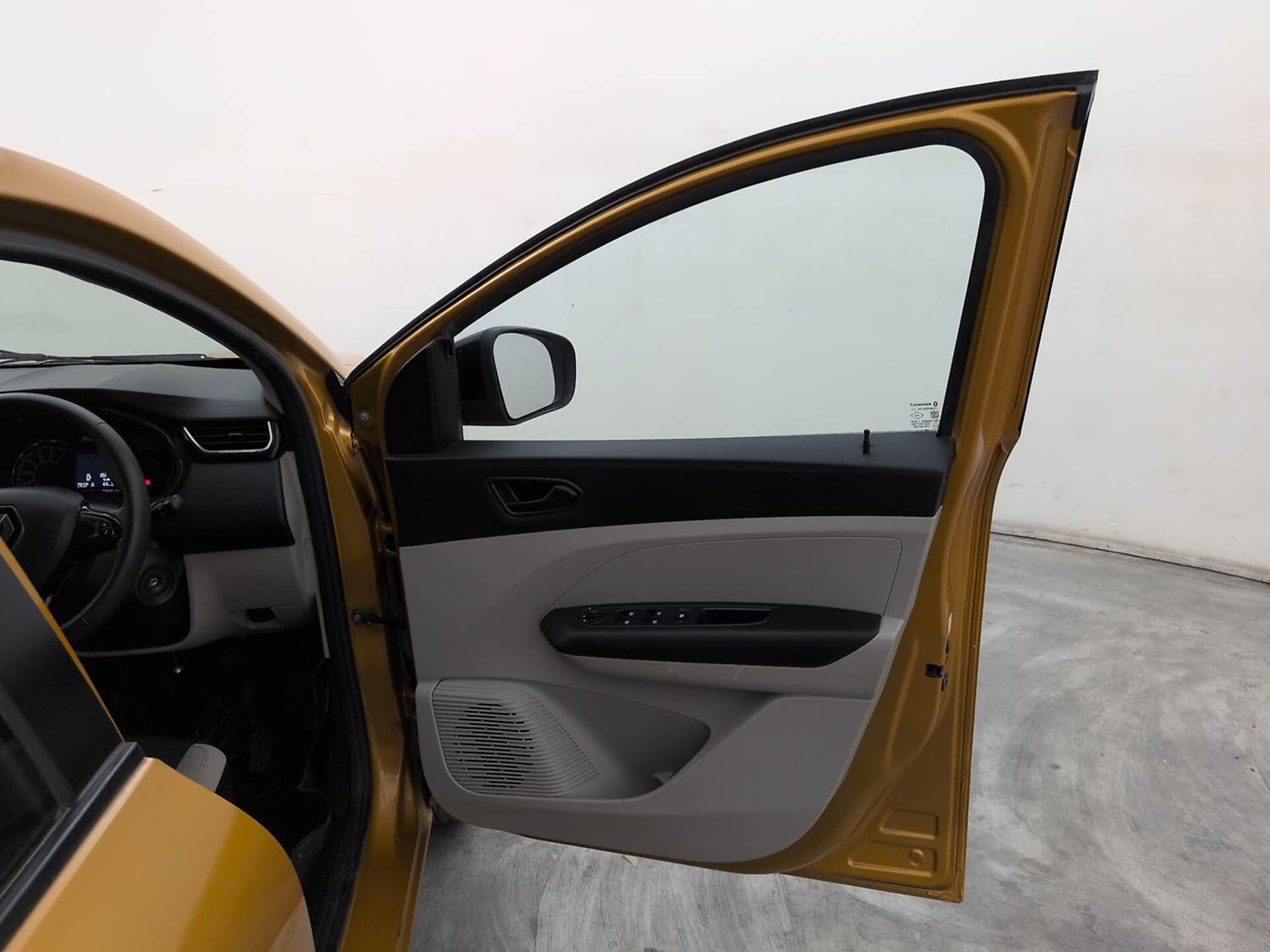 Used 2022 Renault Triber RXT Petrol Manual interior RIGHT FRONT DOOR OPEN VIEW