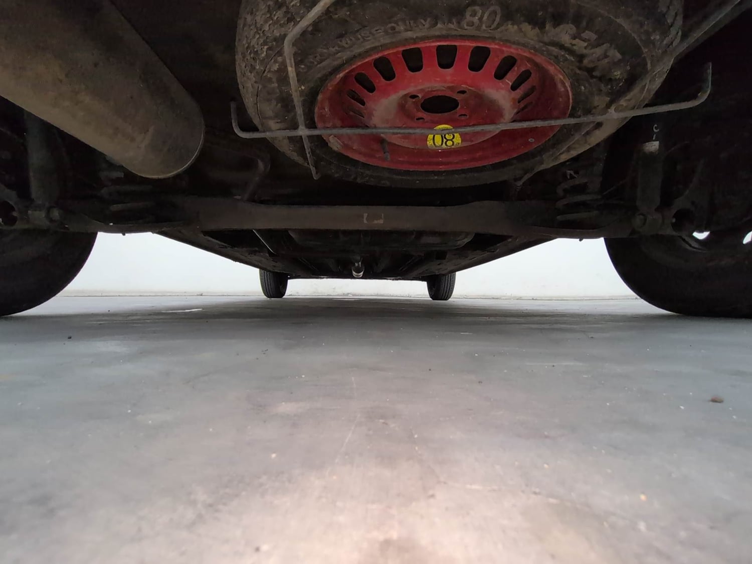 Used 2022 Renault Triber RXT Petrol Manual extra REAR UNDERBODY VIEW (TAKEN FROM REAR)