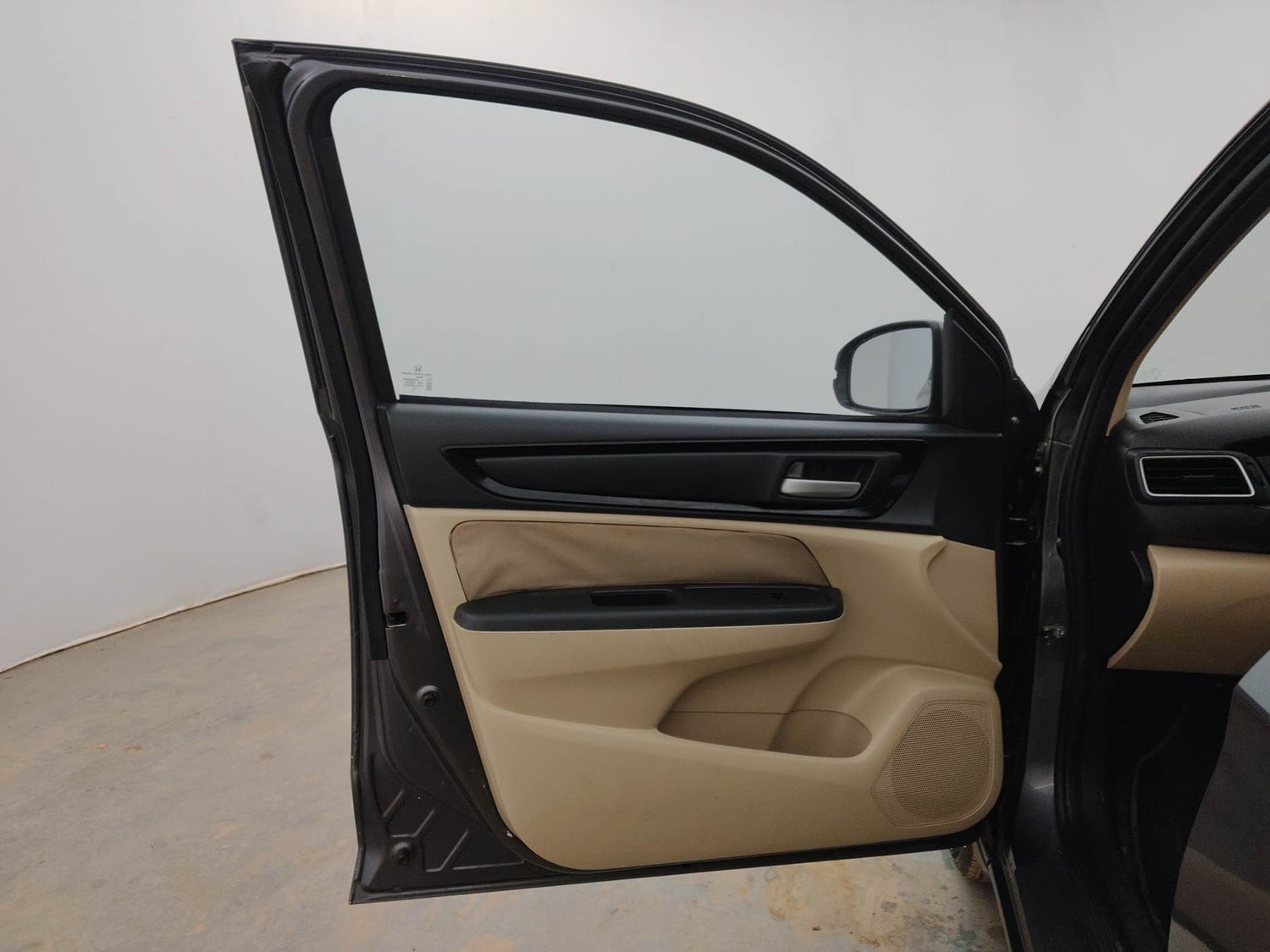 Used 2018 Honda Amaze 1.2 V CVT Petrol Petrol Automatic interior LEFT FRONT DOOR OPEN VIEW