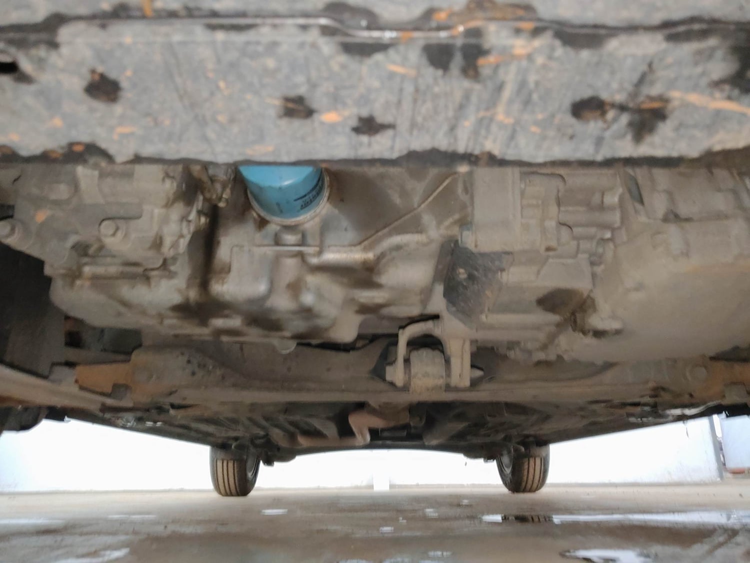 Used 2018 Honda Amaze 1.2 V CVT Petrol Petrol Automatic extra FRONT LEFT UNDERBODY VIEW