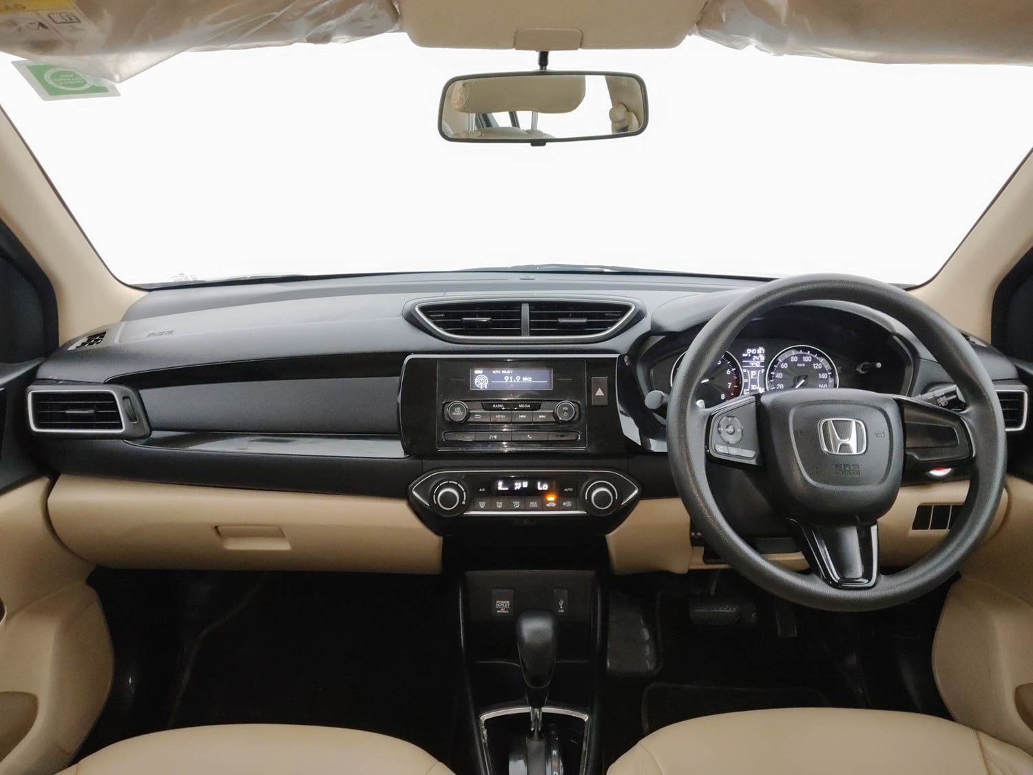 Used 2018 Honda Amaze 1.2 V CVT Petrol Petrol Automatic interior DASHBOARD VIEW