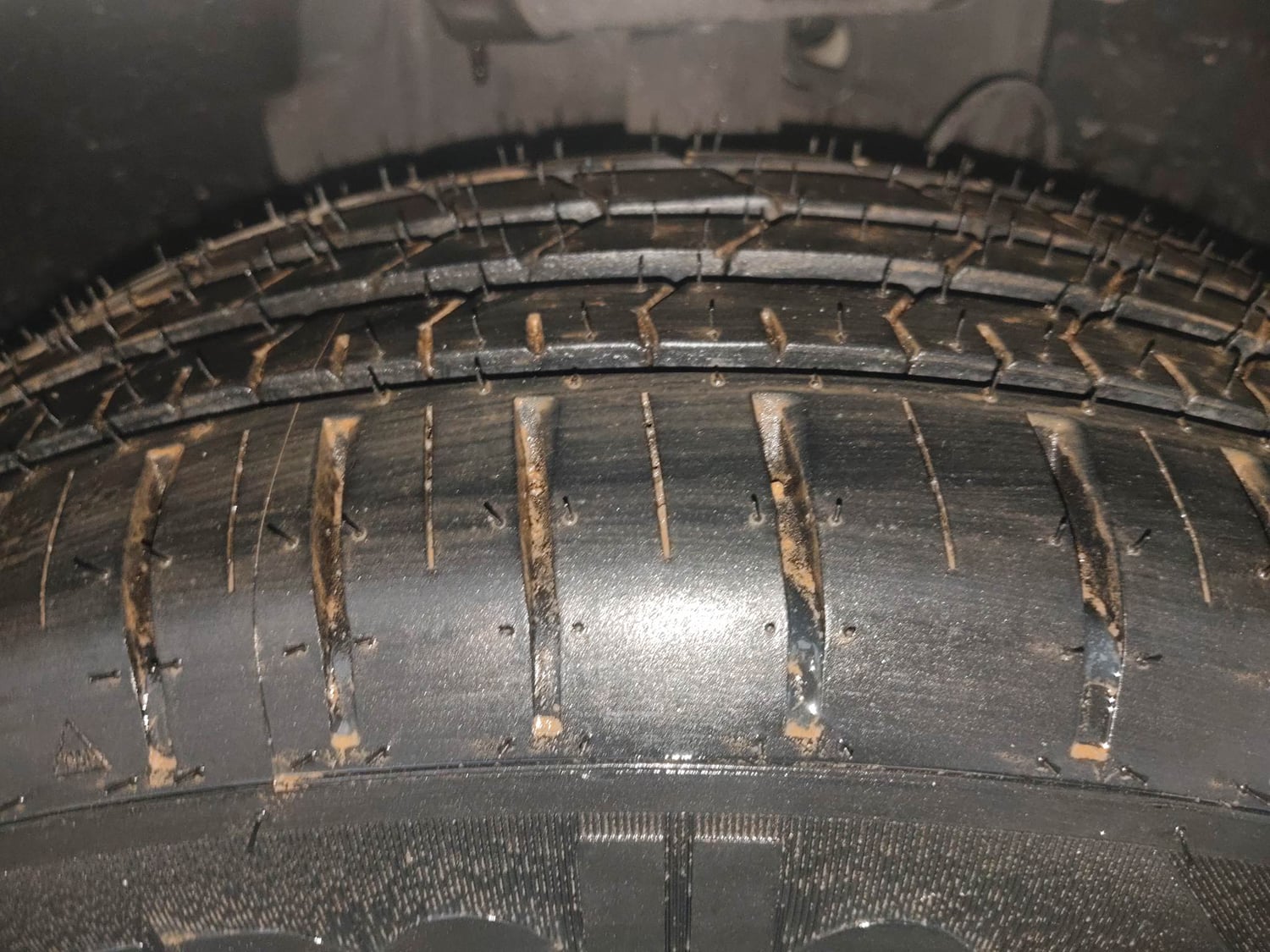 Used 2020 Tata Tiago XZ Plus Petrol Manual tyres RIGHT FRONT TYRE TREAD VIEW