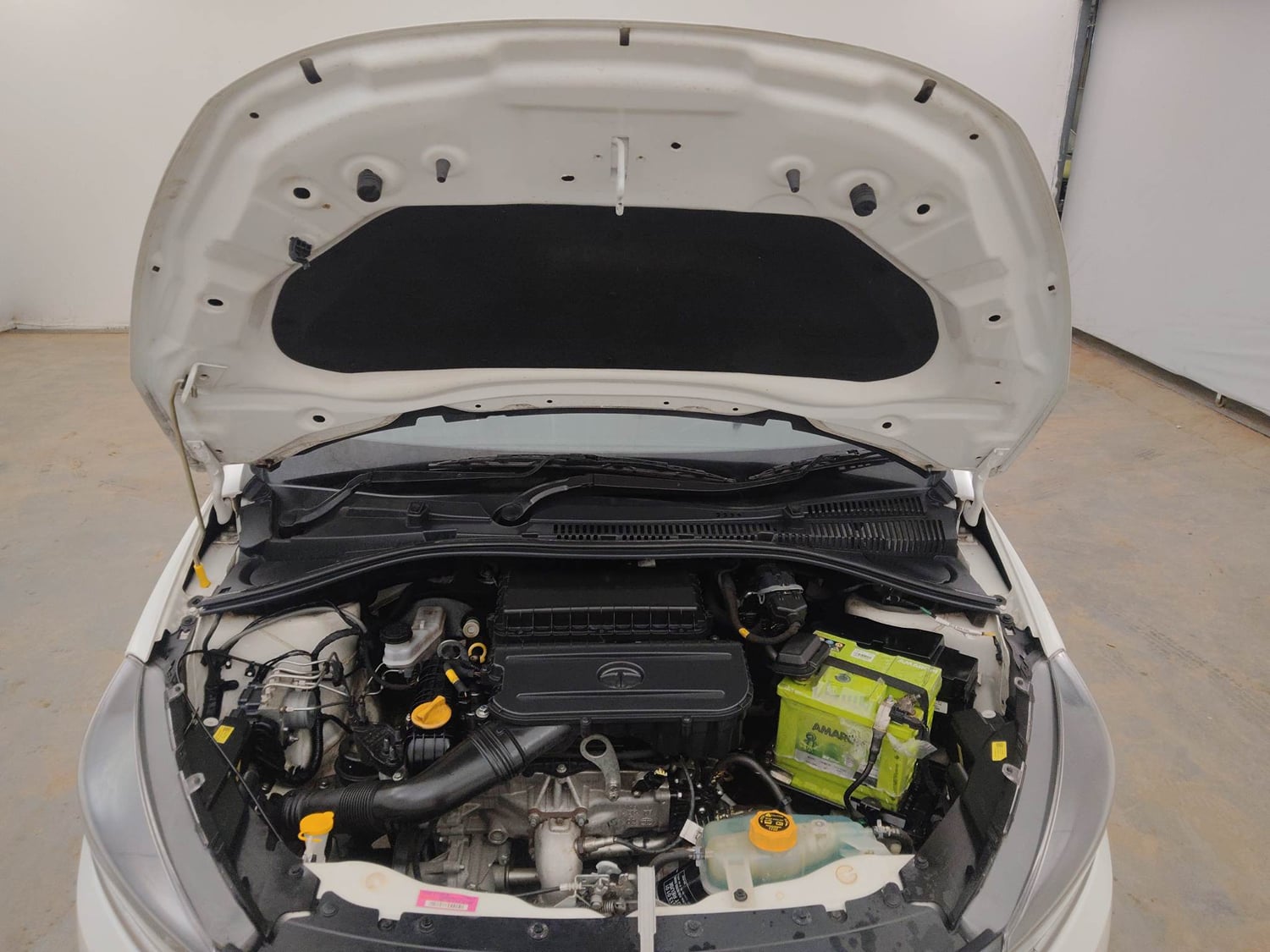 Used 2020 Tata Tiago XZ Plus Petrol Manual engine ENGINE & BONNET OPEN FRONT VIEW