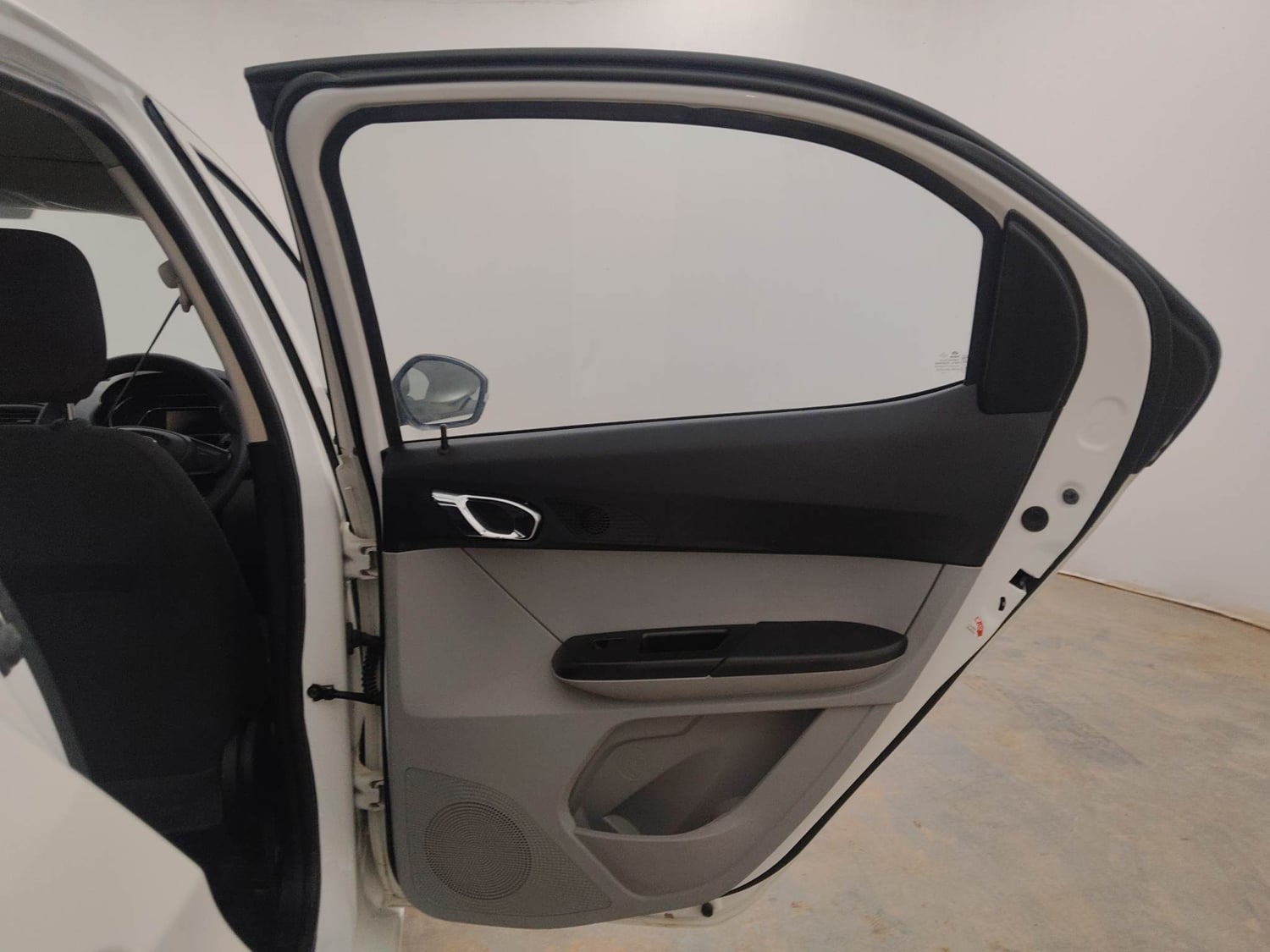 Used 2020 Tata Tiago XZ Plus Petrol Manual interior RIGHT REAR DOOR OPEN VIEW