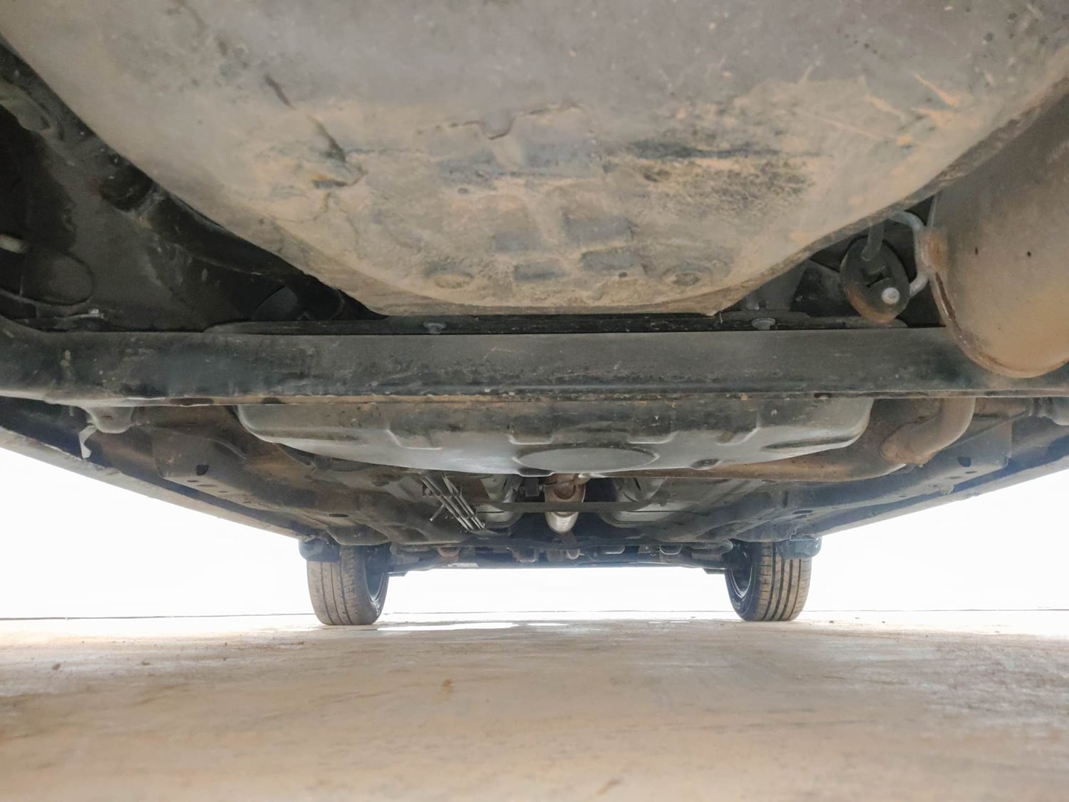 Used 2020 Tata Tiago XZ Plus Petrol Manual extra REAR UNDERBODY VIEW (TAKEN FROM REAR)