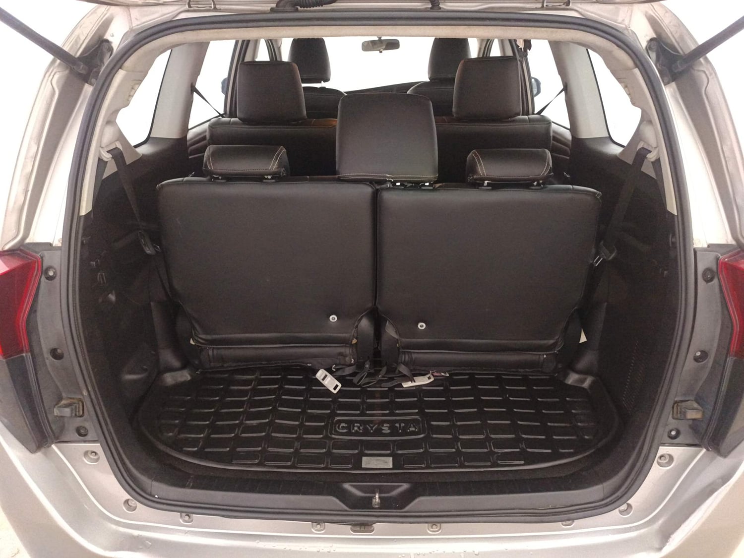 Used 2019 Toyota Innova Crysta 2.8 GX AT 7 STR Diesel Automatic interior DICKY INSIDE VIEW