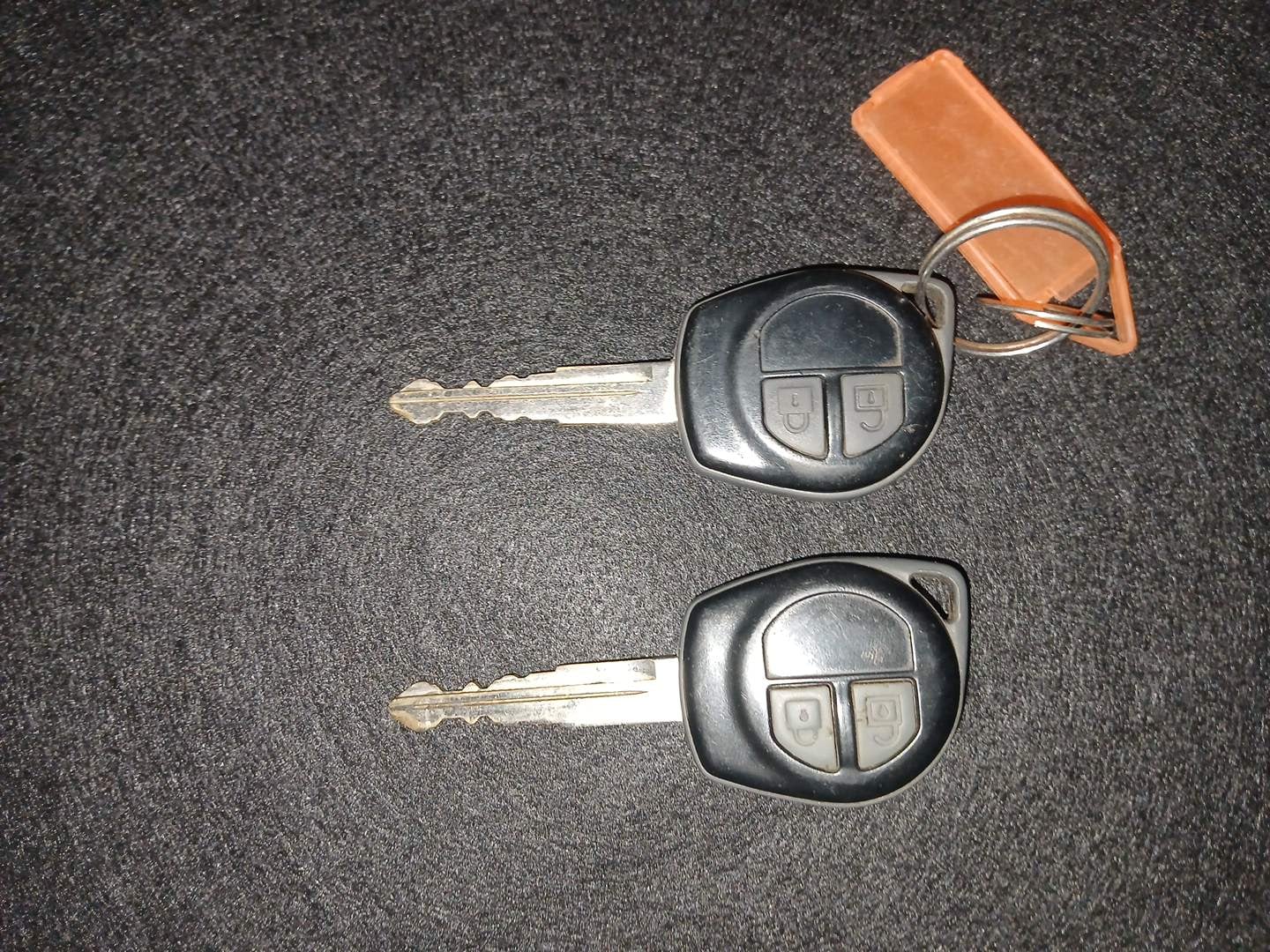 Used 2016 Maruti Suzuki Swift VXi Petrol Manual extra CAR KEY VIEW