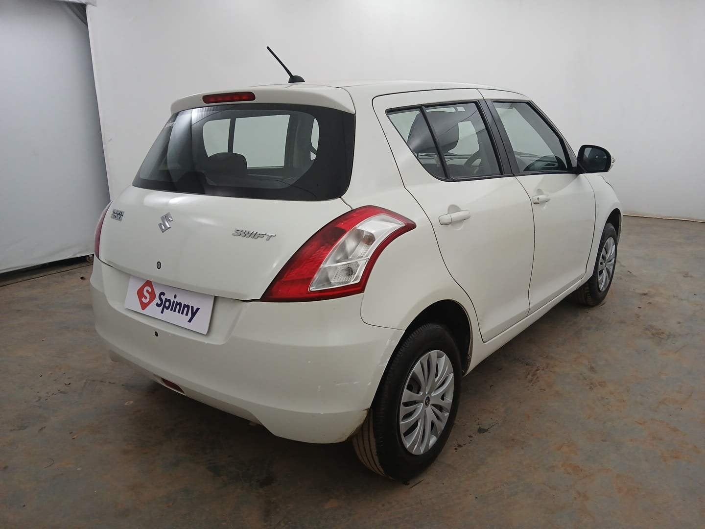 Used 2016 Maruti Suzuki Swift VXi Petrol Manual exterior RIGHT REAR CORNER VIEW