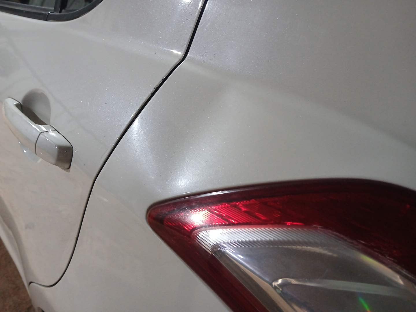 Used 2016 Maruti Suzuki Swift VXi Petrol Manual dents MINOR DENT