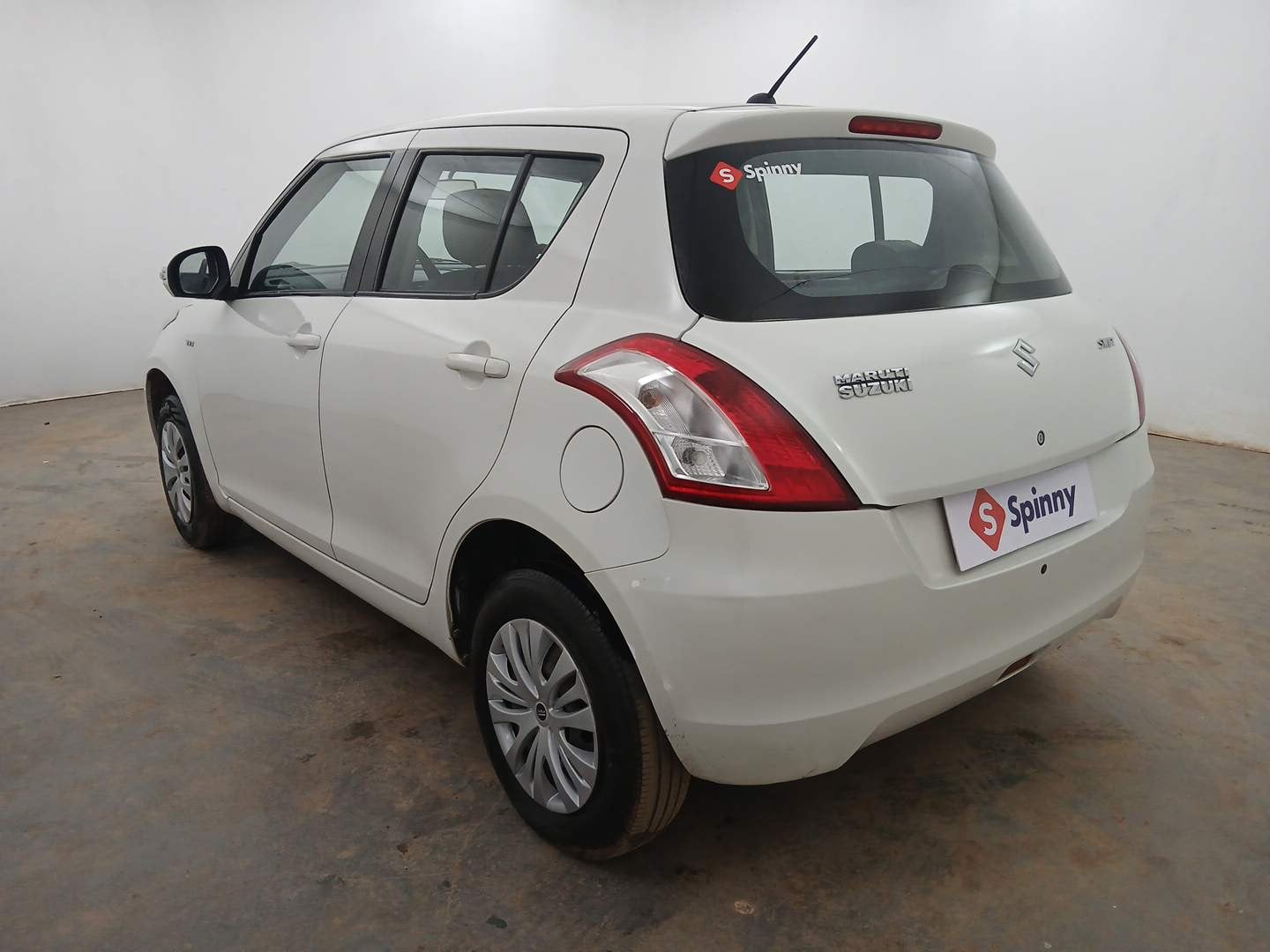 Used 2016 Maruti Suzuki Swift VXi Petrol Manual exterior LEFT REAR CORNER VIEW