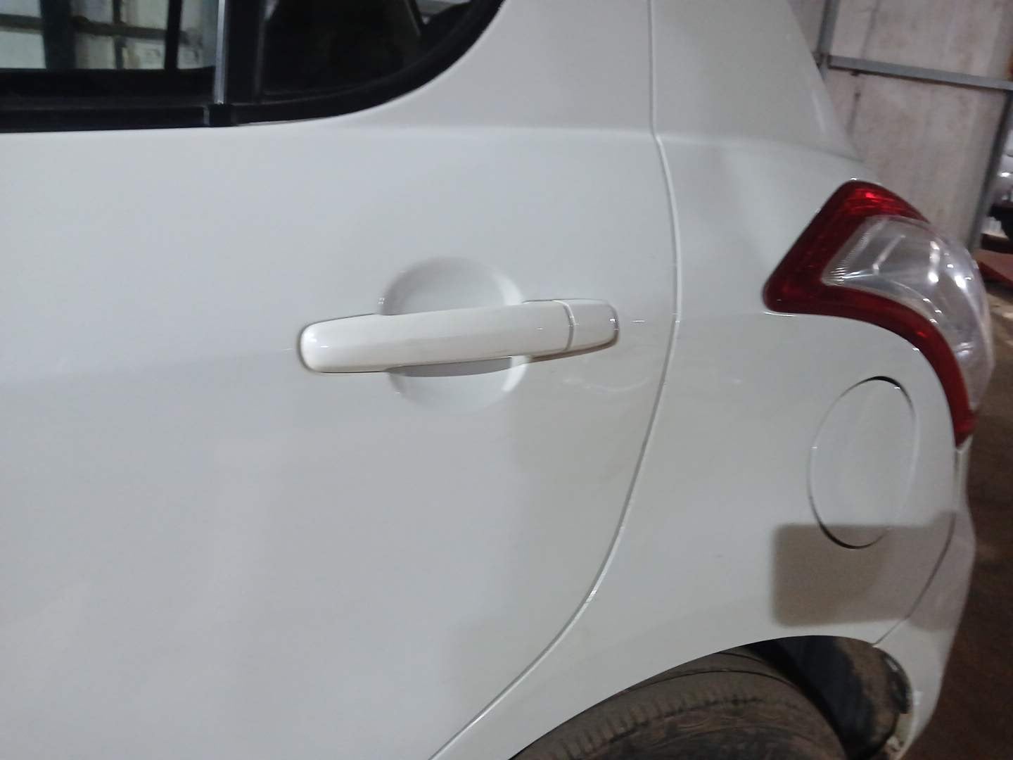 Used 2016 Maruti Suzuki Swift VXi Petrol Manual dents MINOR SCRATCH