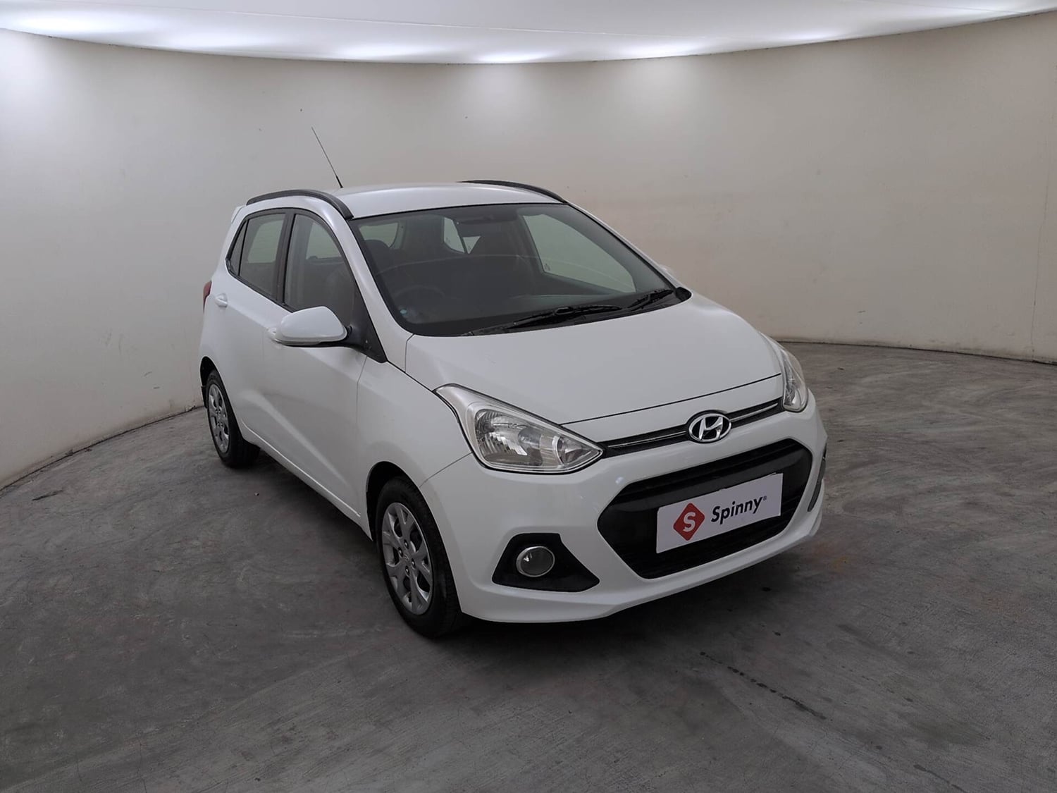 Used 2016 Hyundai Grand i10 [2013-2017] Prime 1.2 Kappa VTVT Petrol Manual exterior RIGHT FRONT CORNER VIEW