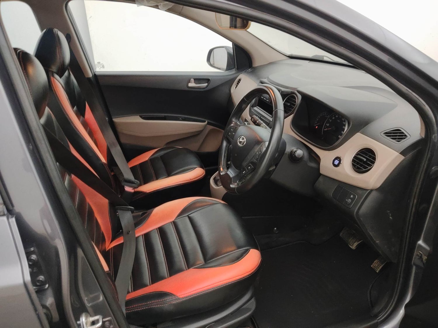 Used 2015 Hyundai Grand i10 Asta AT 1.2 Kappa VTVT Petrol Automatic interior RIGHT SIDE FRONT DOOR CABIN VIEW