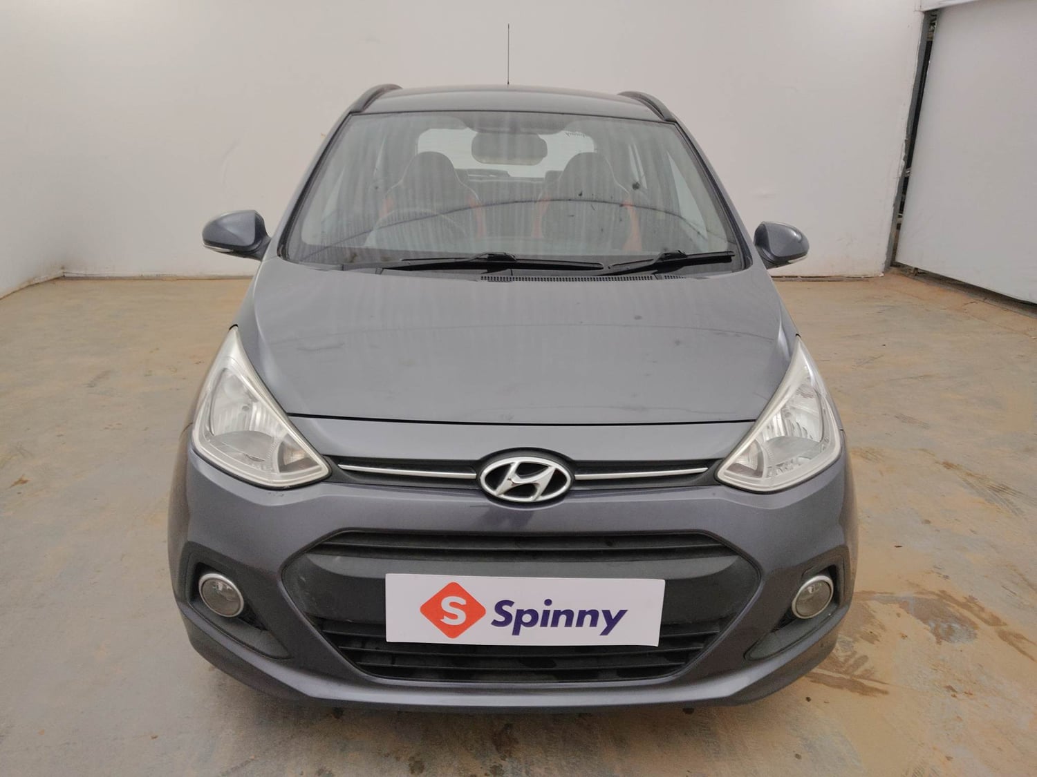 Used 2015 Hyundai Grand i10 Asta AT 1.2 Kappa VTVT Petrol Automatic exterior FRONT VIEW