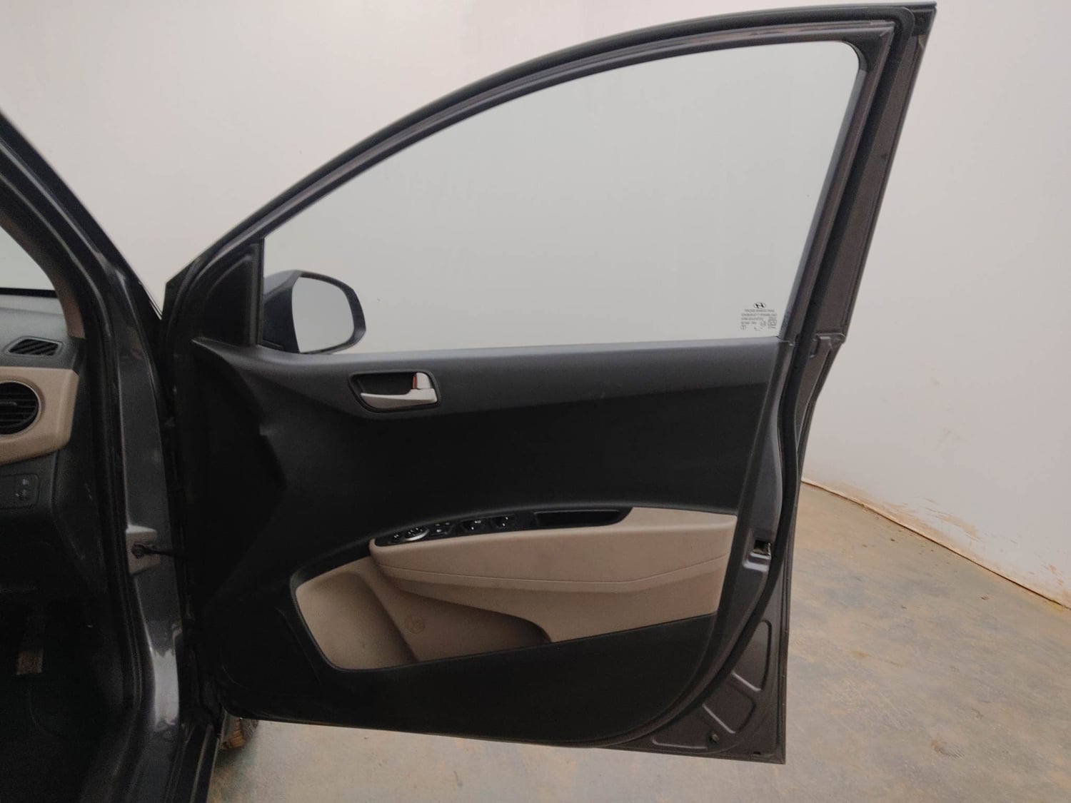 Used 2015 Hyundai Grand i10 Asta AT 1.2 Kappa VTVT Petrol Automatic interior RIGHT FRONT DOOR OPEN VIEW