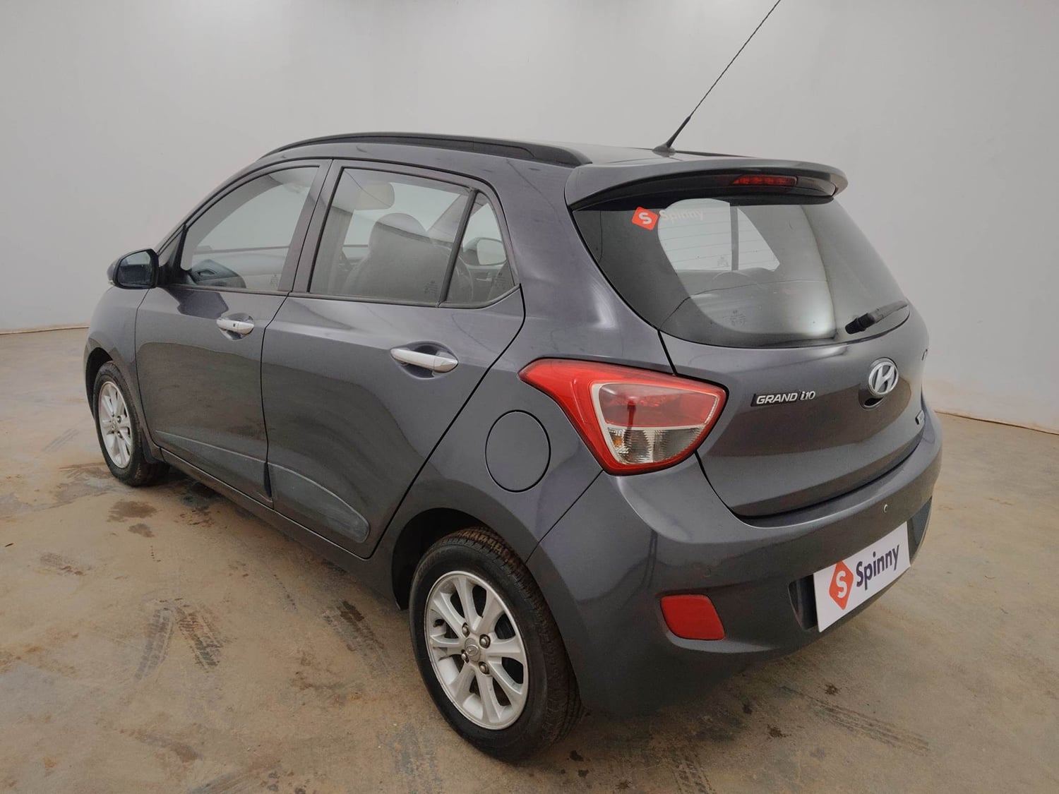 Used 2015 Hyundai Grand i10 Asta AT 1.2 Kappa VTVT Petrol Automatic exterior LEFT REAR CORNER VIEW