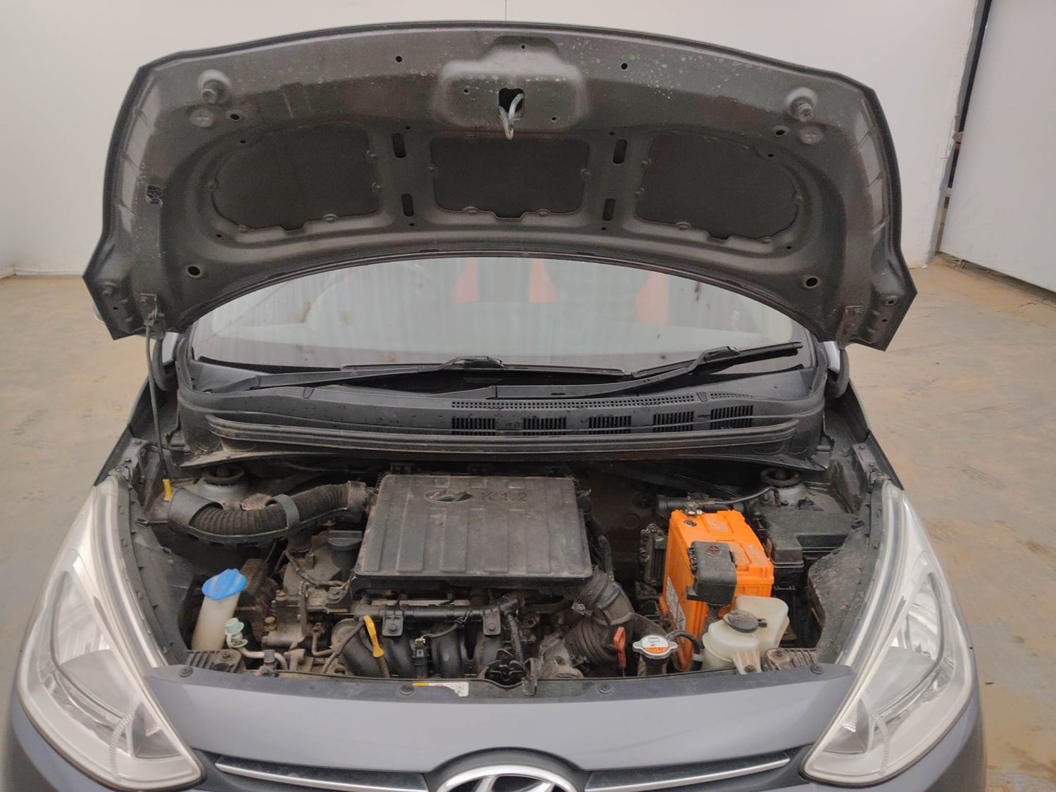 Used 2015 Hyundai Grand i10 Asta AT 1.2 Kappa VTVT Petrol Automatic engine ENGINE & BONNET OPEN FRONT VIEW