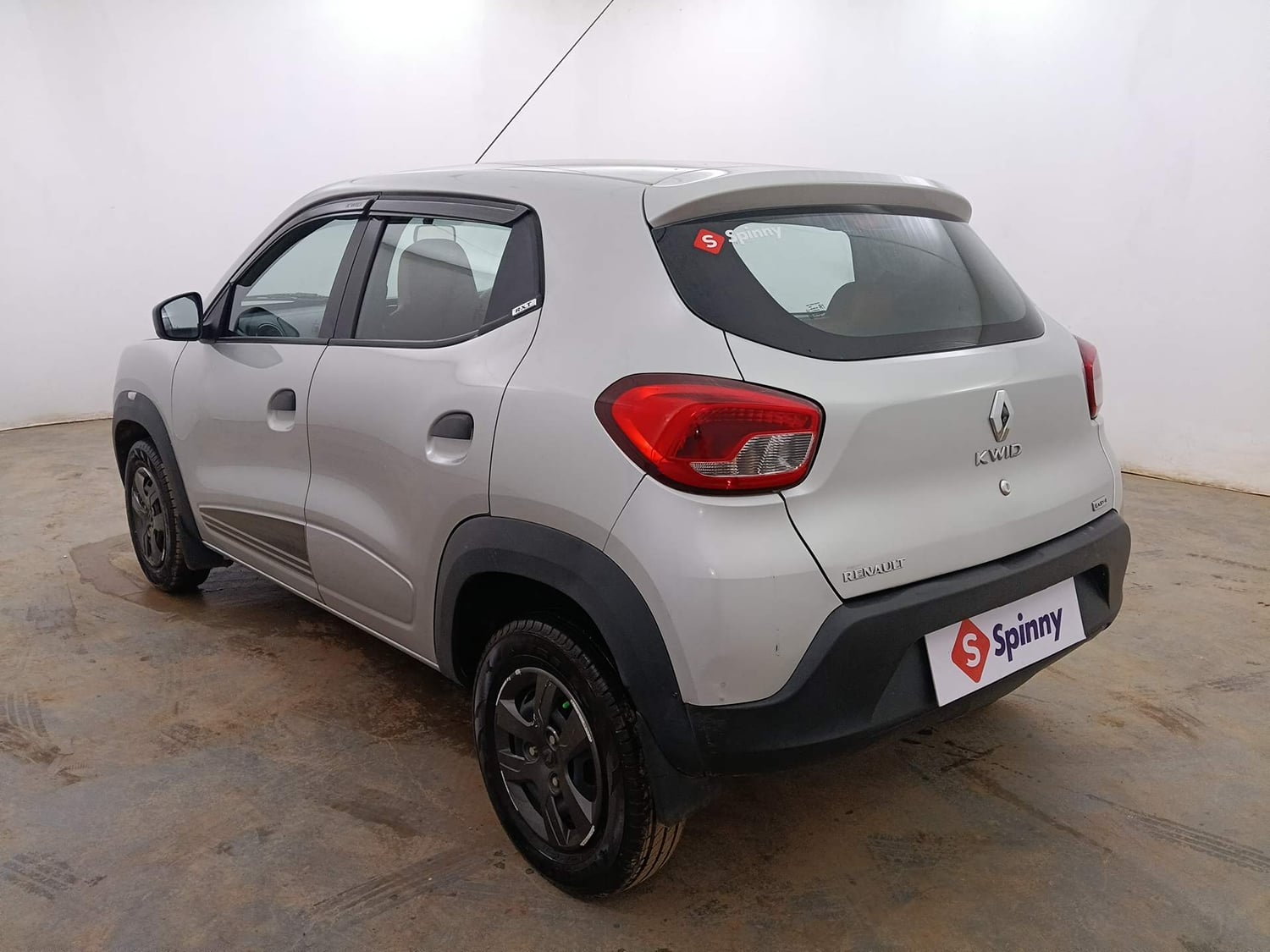 Used 2019 Renault Kwid 1.0 RXT AMT Opt Petrol Automatic exterior LEFT REAR CORNER VIEW