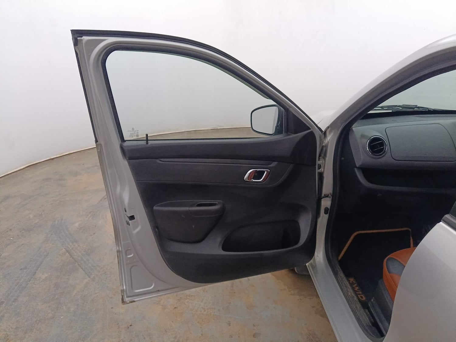Used 2019 Renault Kwid 1.0 RXT AMT Opt Petrol Automatic interior LEFT FRONT DOOR OPEN VIEW