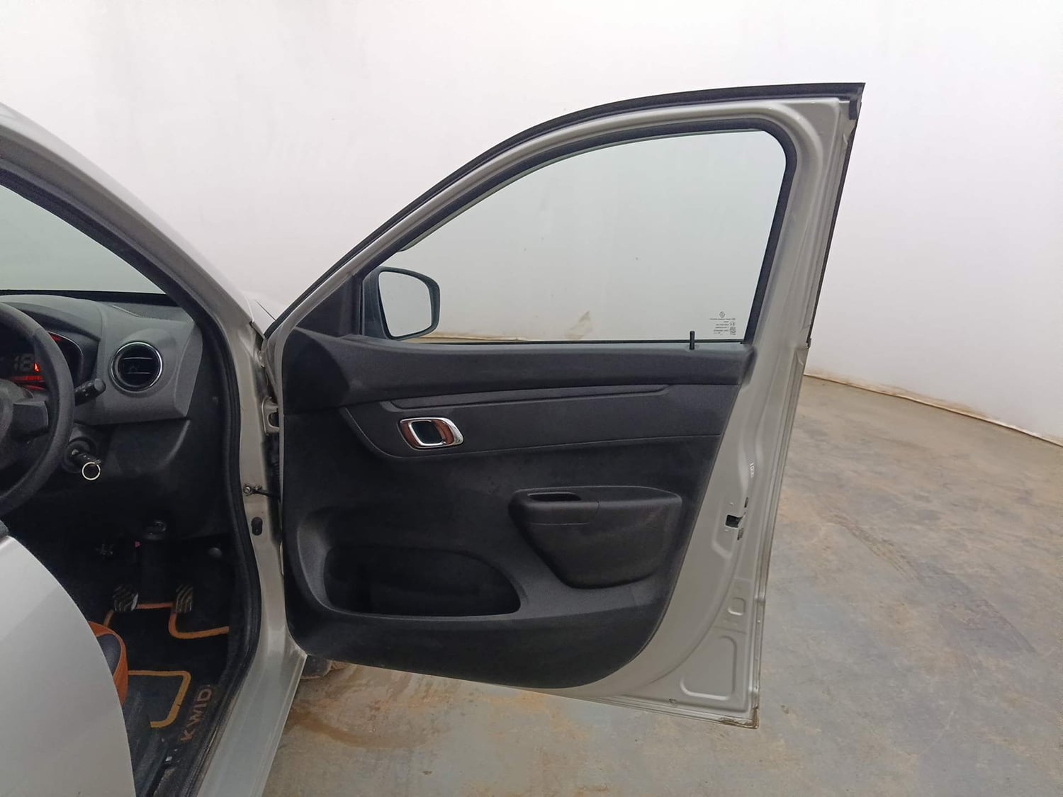 Used 2019 Renault Kwid 1.0 RXT AMT Opt Petrol Automatic interior RIGHT FRONT DOOR OPEN VIEW