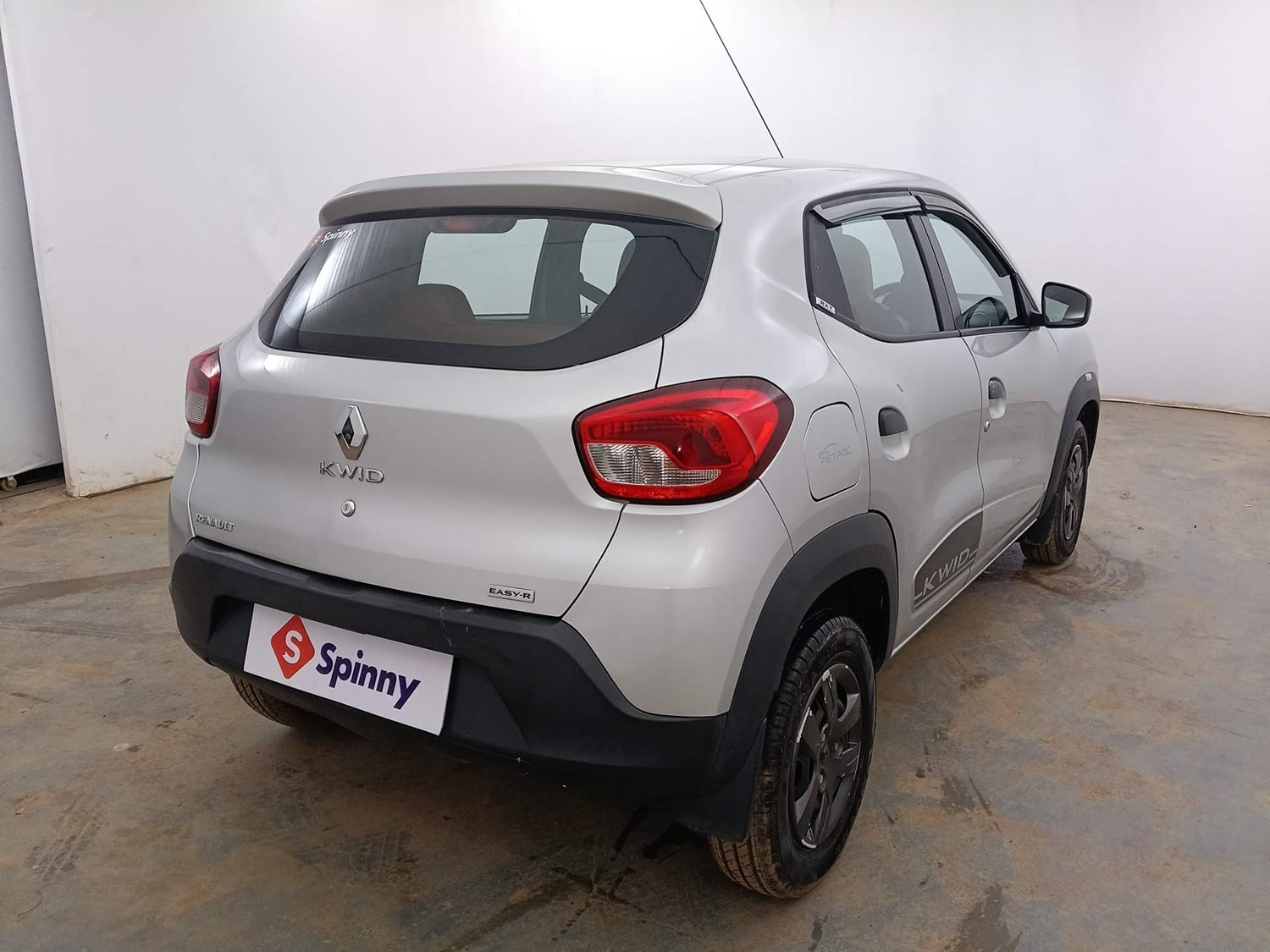 Used 2019 Renault Kwid 1.0 RXT AMT Opt Petrol Automatic exterior RIGHT REAR CORNER VIEW
