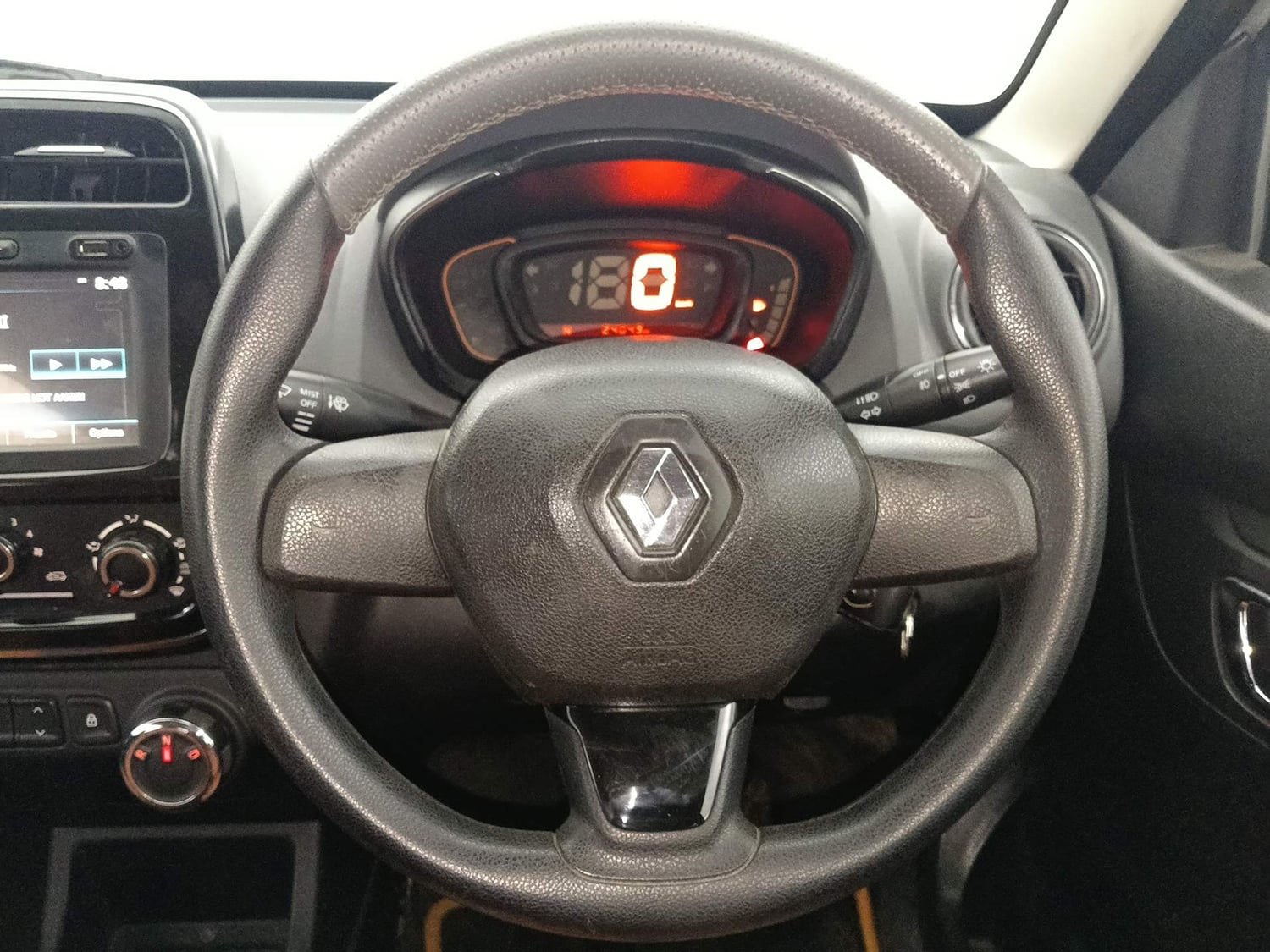 Used 2019 Renault Kwid 1.0 RXT AMT Opt Petrol Automatic interior STEERING VIEW
