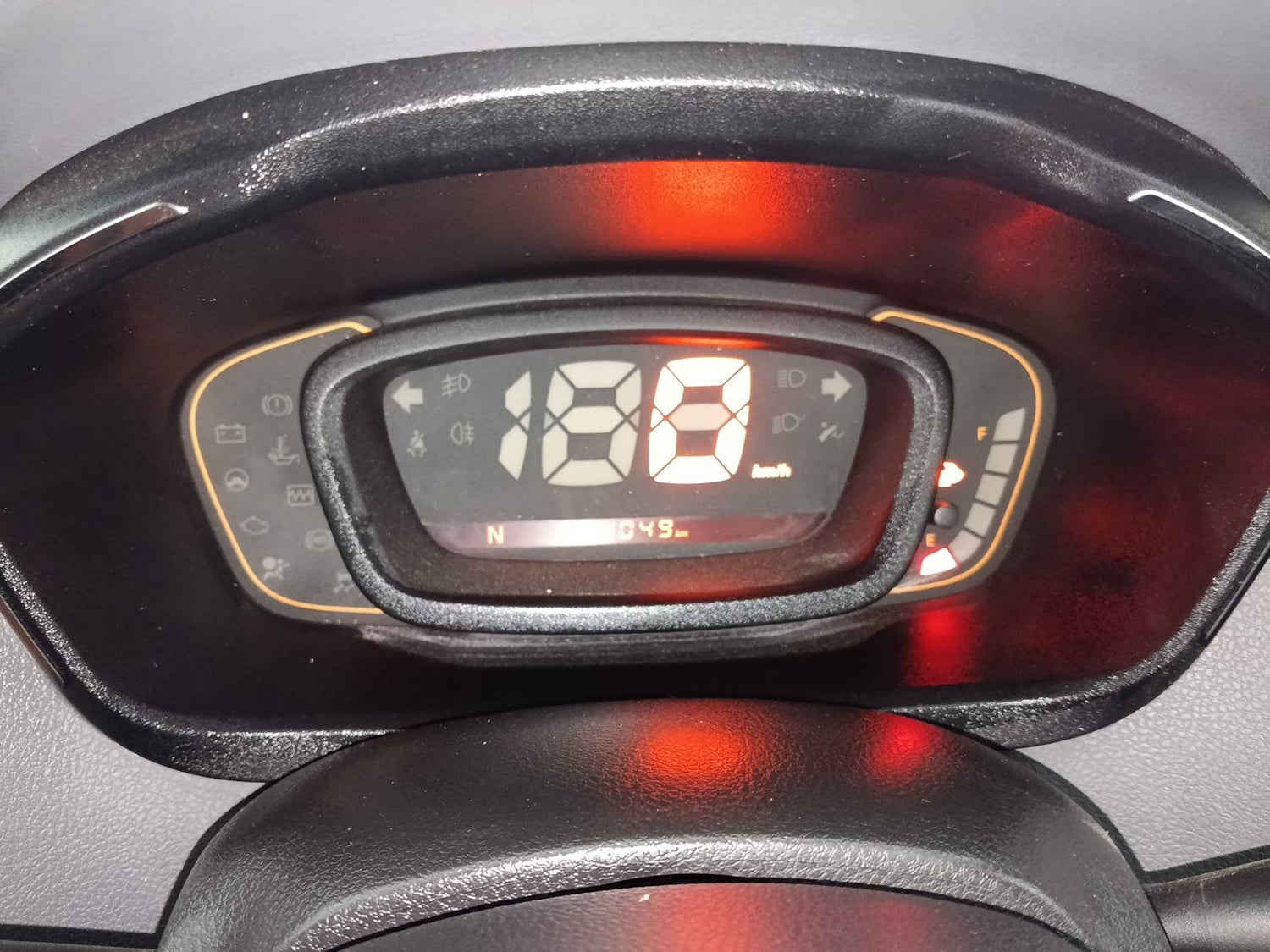 Used 2019 Renault Kwid 1.0 RXT AMT Opt Petrol Automatic interior CLUSTERMETER VIEW