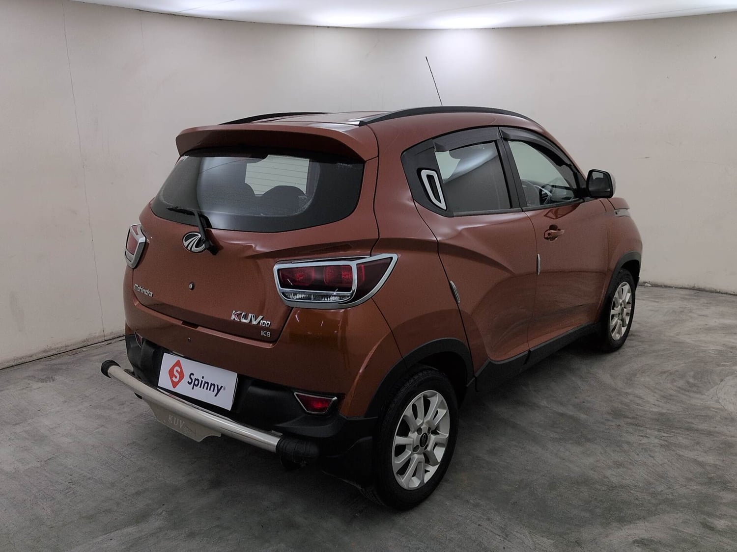 Used 2017 Mahindra KUV100 K8 6 STR Petrol Manual exterior RIGHT REAR CORNER VIEW