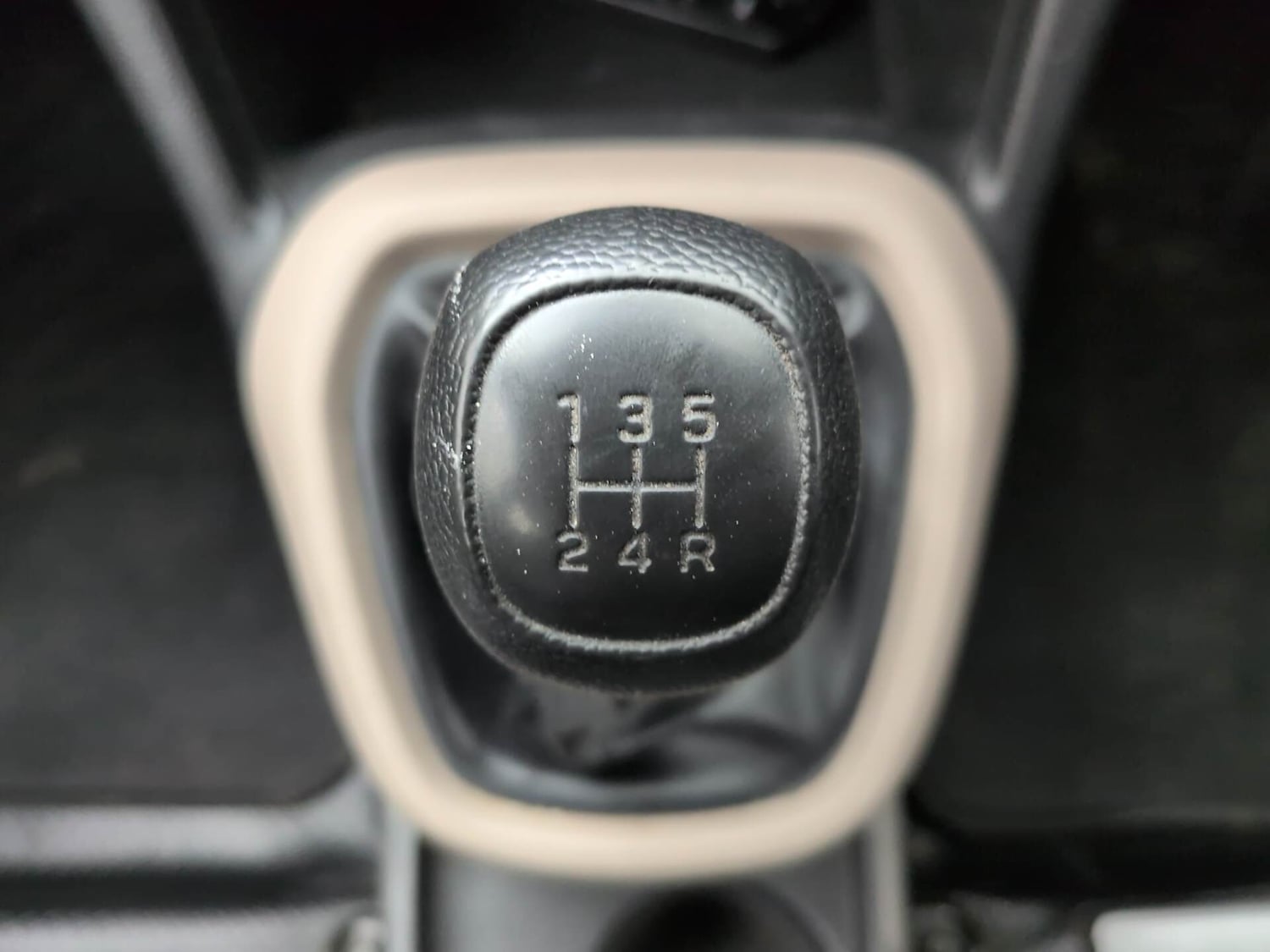 Used 2017 Hyundai Grand i10 Magna 1.2 Kappa VTVT Petrol Manual interior GEAR  KNOB VIEW