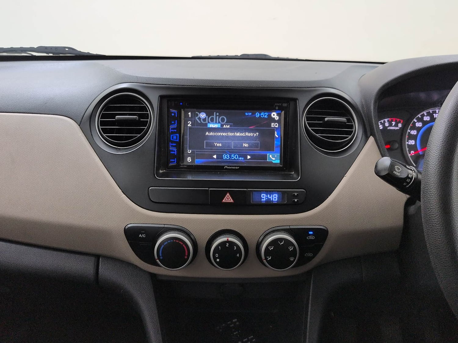 Used 2017 Hyundai Grand i10 Magna 1.2 Kappa VTVT Petrol Manual interior MUSIC SYSTEM & AC CONTROL VIEW