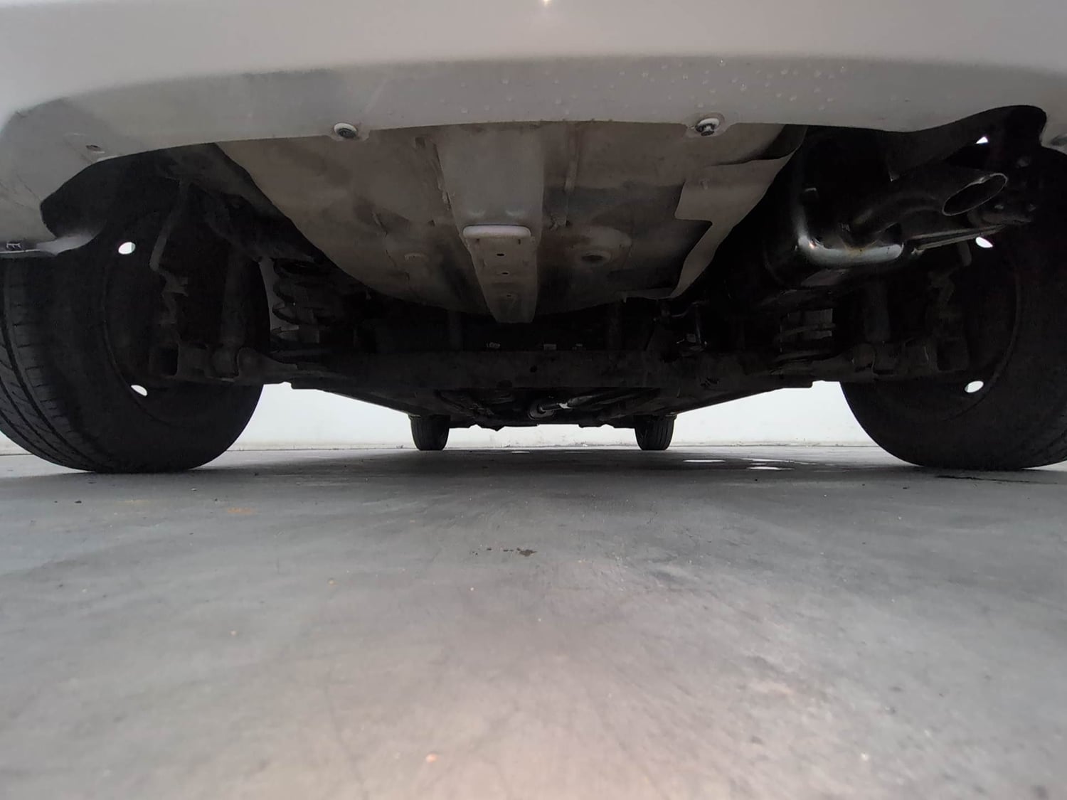 Used 2017 Hyundai Grand i10 Magna 1.2 Kappa VTVT Petrol Manual extra REAR UNDERBODY VIEW (TAKEN FROM REAR)