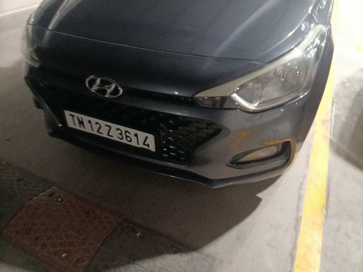 Used 2018 Hyundai Elite i20 Asta 1.2 Petrol Manual dents MINOR SCRATCH