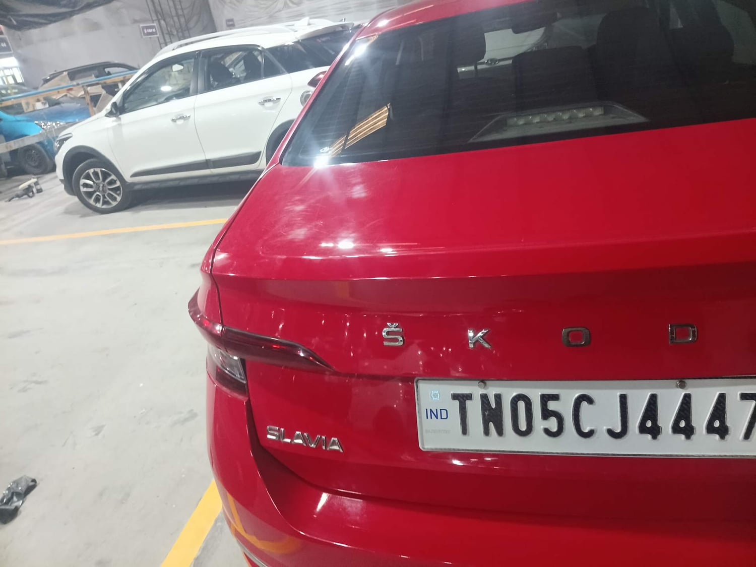 Used 2022 Skoda Slavia Style 1.0L TSI AT Petrol Automatic dents MINOR SCRATCH