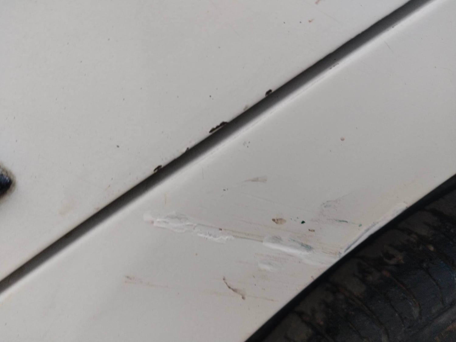 Used 2014 Hyundai Verna Fluidic 1.6 VTVT SX AT Petrol Automatic dents MINOR SCRATCH